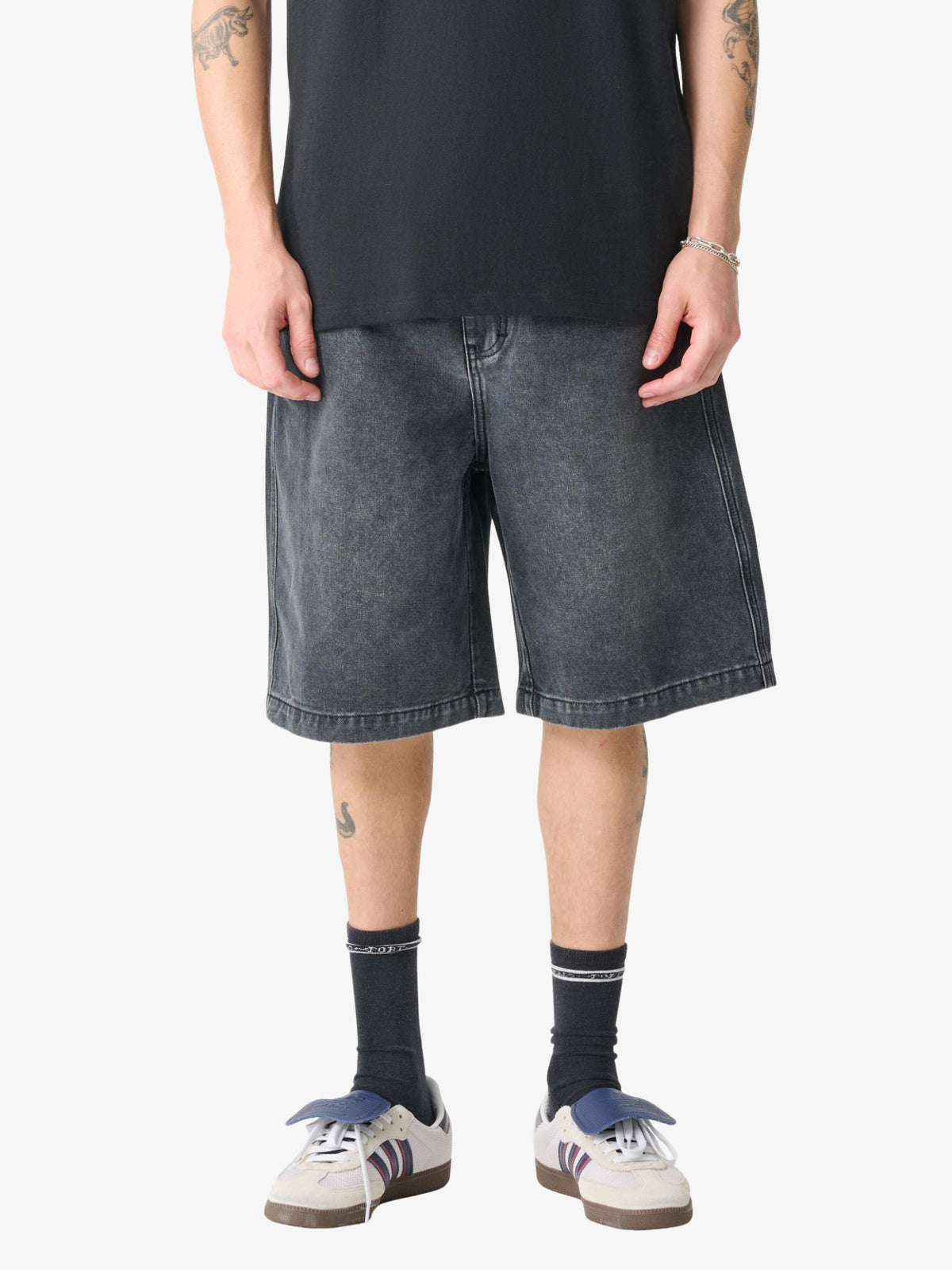 Xlarge Baggy Bull Denim 91 Shorts | Faded Black