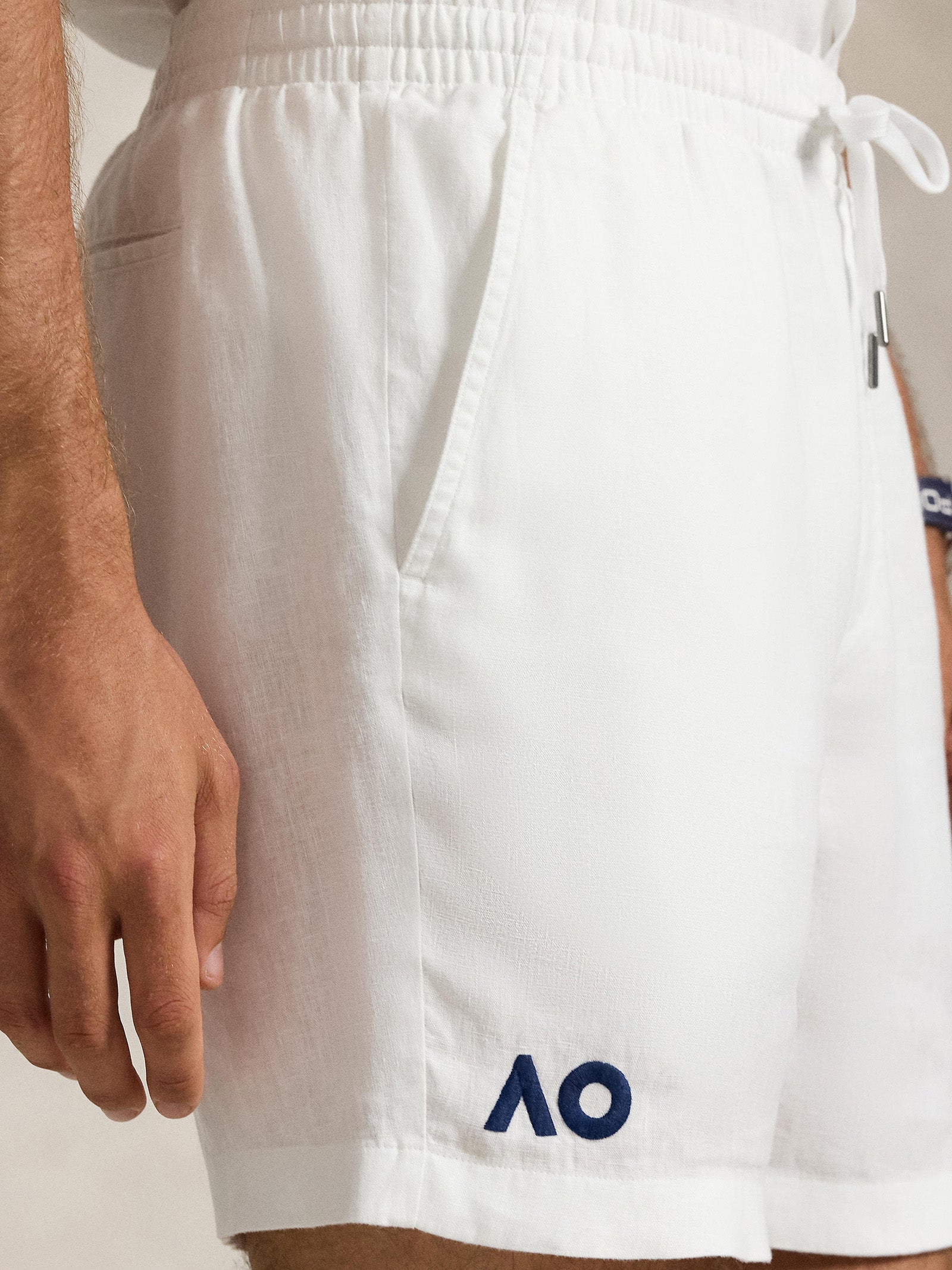 AO Short