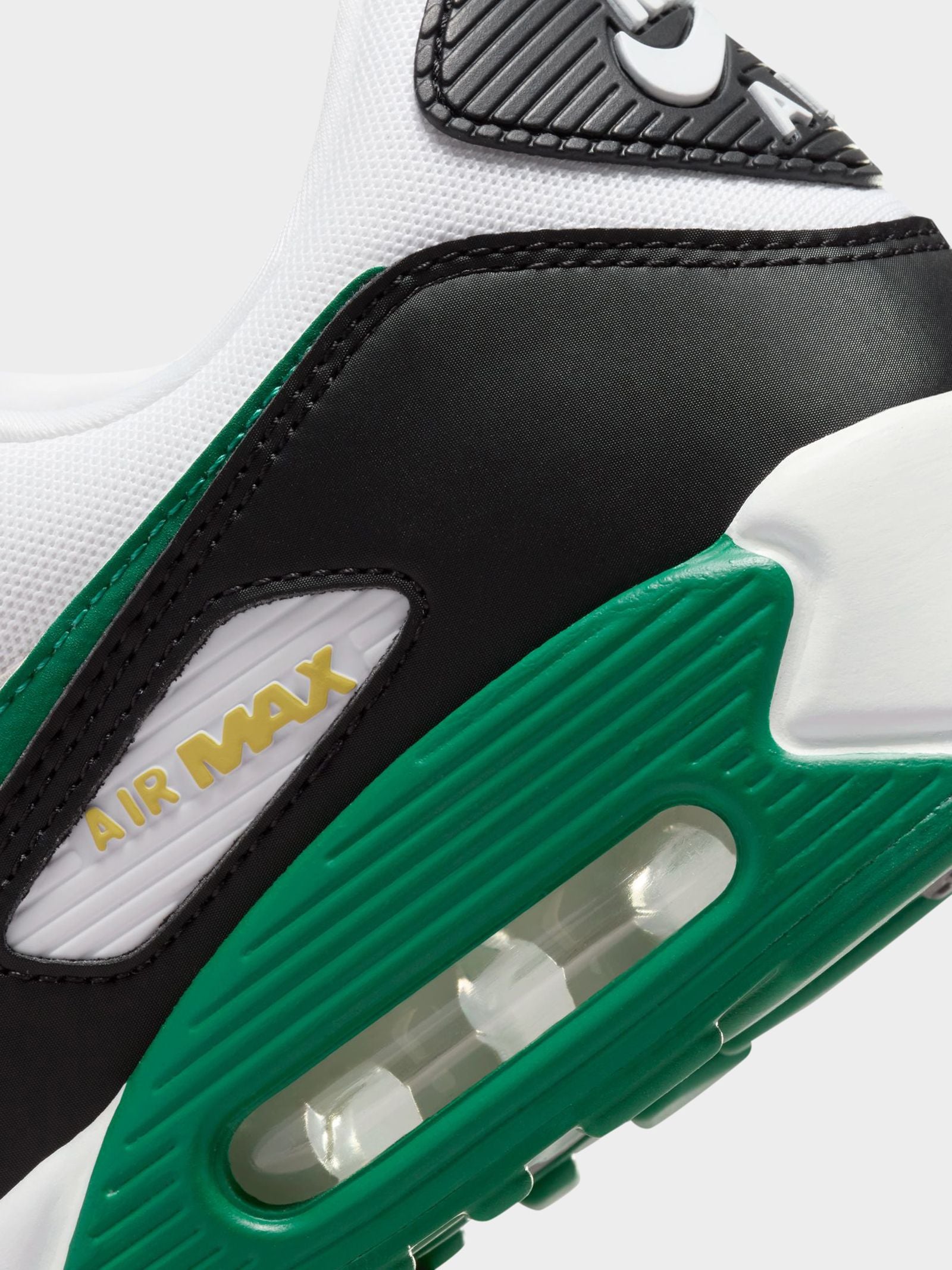Mens Nike Air Max 90 Sneakers
