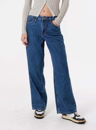 Billie Low Loose Jean