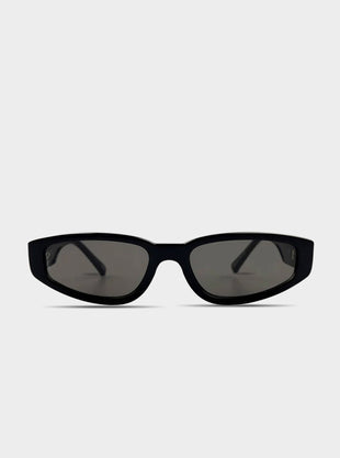 Kai Sunglasses in Black & Smoke