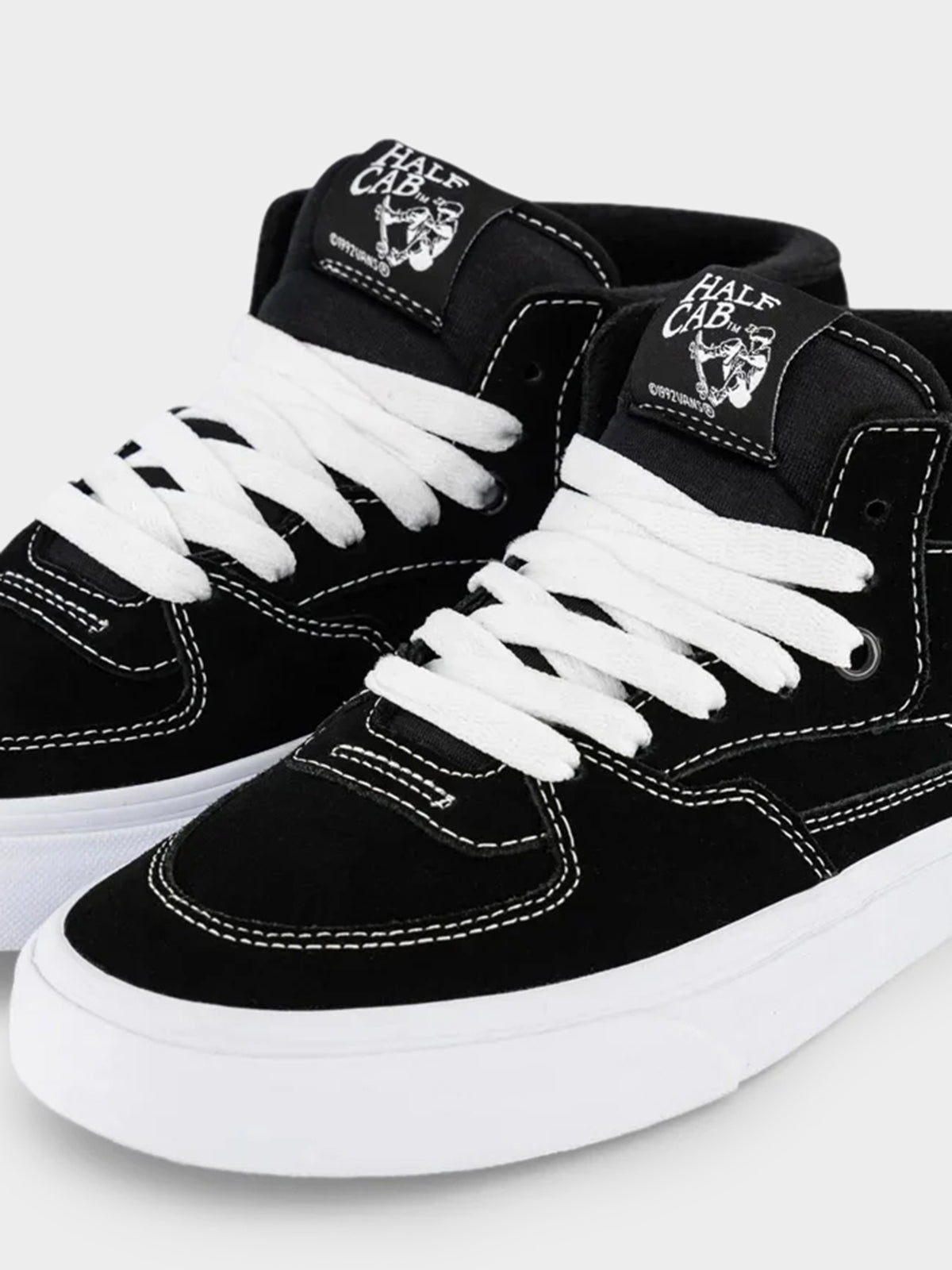 Vans Half Cab Sneaker | Black/White