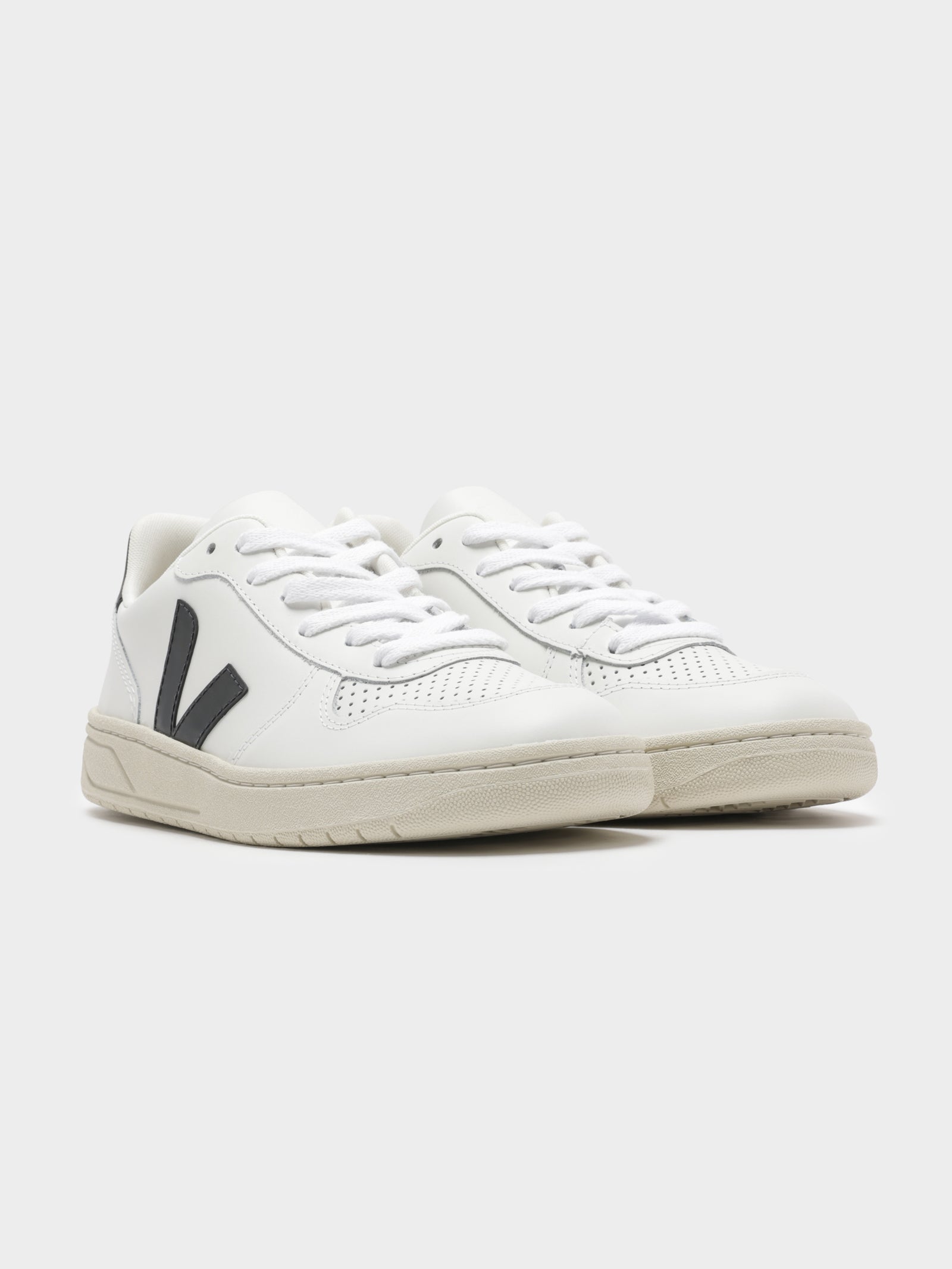 Veja Unisex V-10 Leather Sneakers White/Black Glue Store