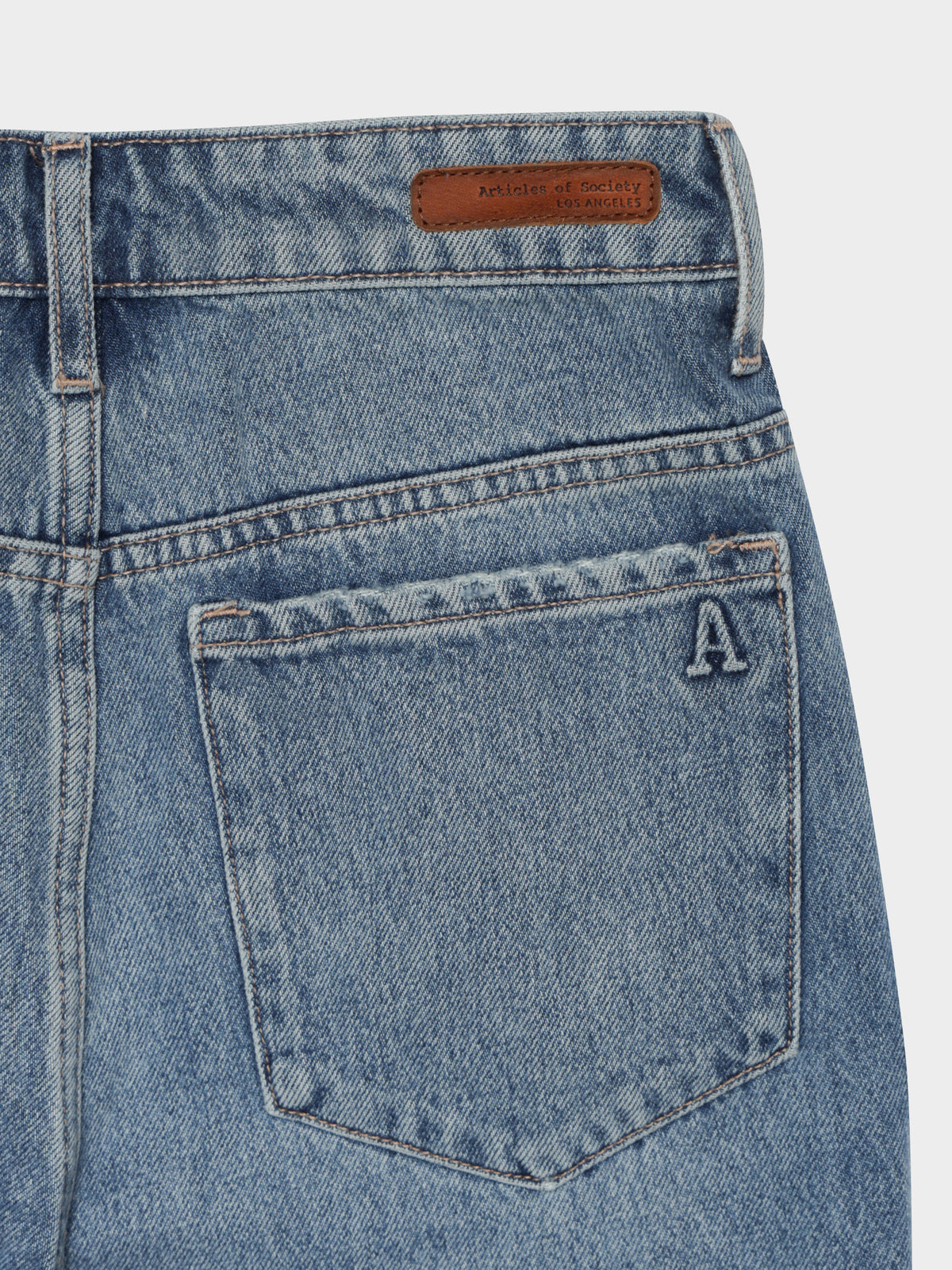 Amy High Mom Slim Jeans in Mid Authentic Blue Denim