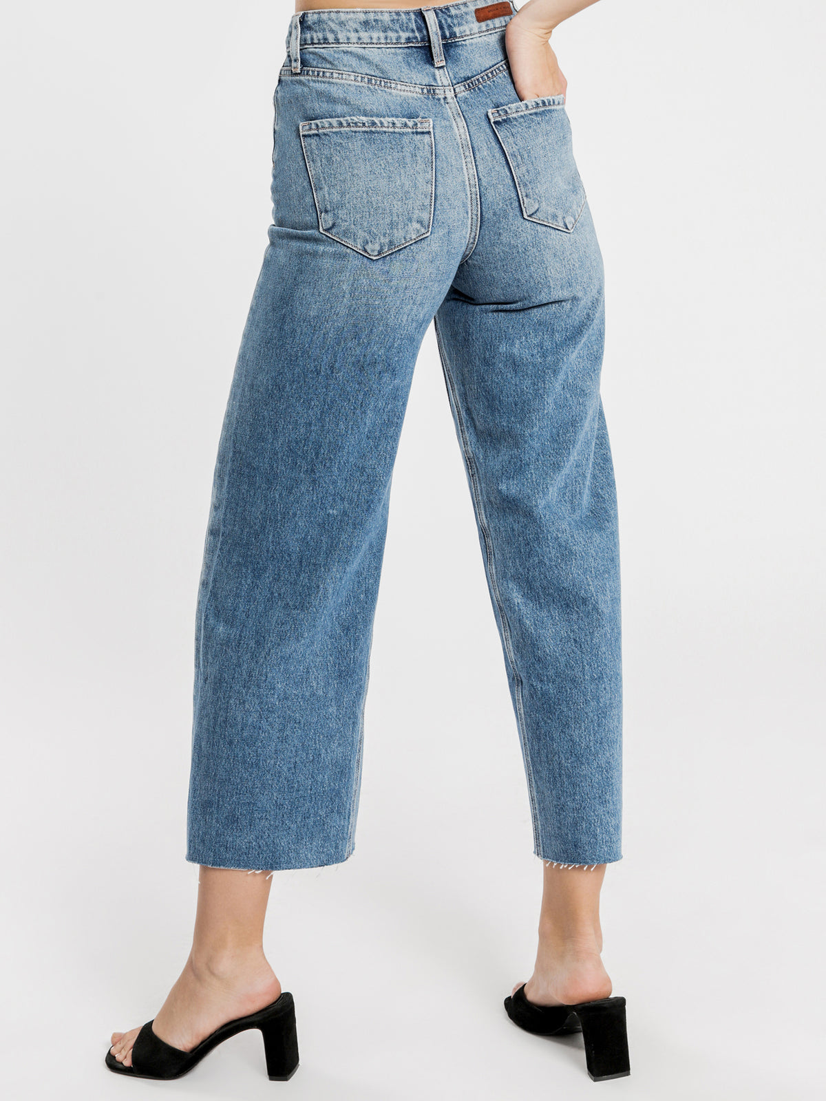 Sophie Wide Leg Jeans in Mid Authentic Blue Denim