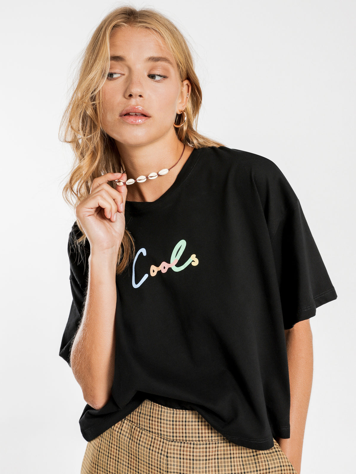 Colour Cools Boxy T-Shirt in Black