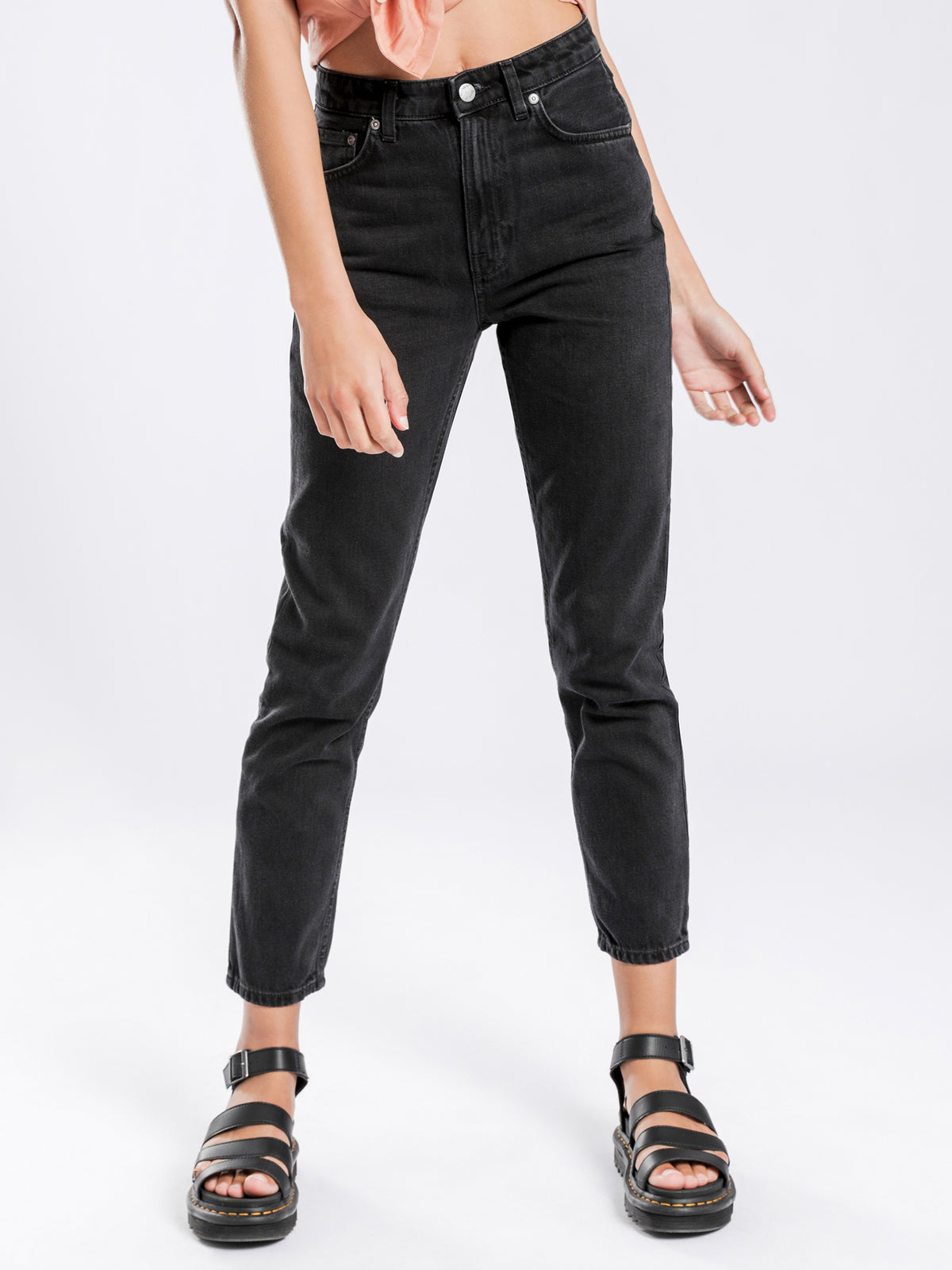 Breezy Britt Slim Jeans in Black Worn