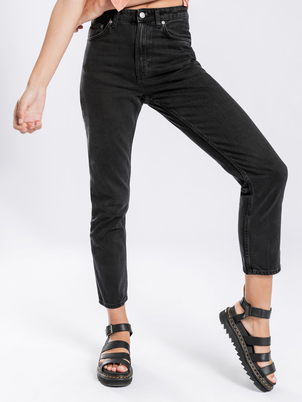 Breezy Britt Slim Jeans in Black Worn