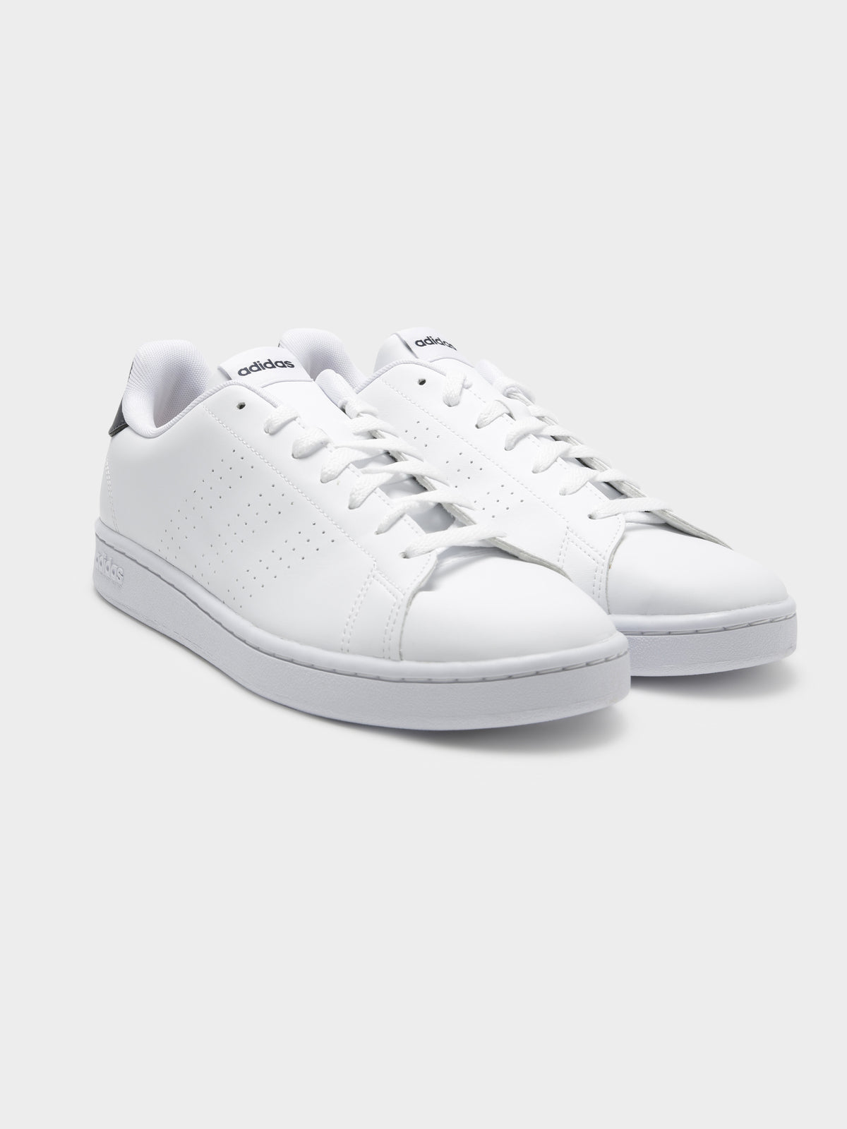 Mens Advantage Sneakers in Cloud White &amp; Legend Ink