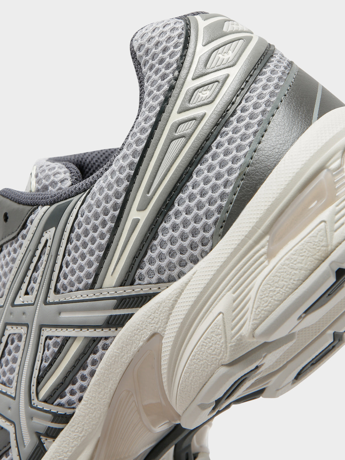 Unisex Gel 11-30 Sneakers in Grey