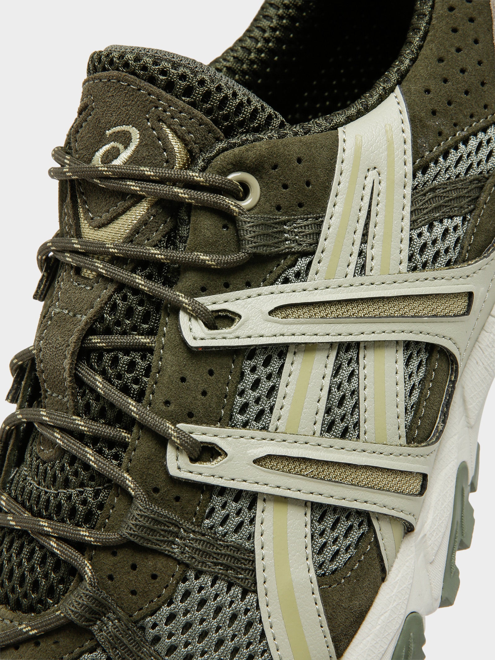 Classic Sneaker Superga Alabang Town Center Vs Netflix Disney Plus