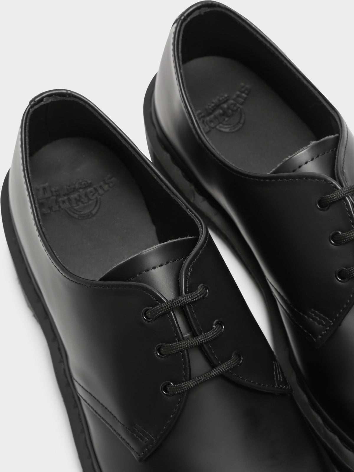 Unisex 1461 Mono 3 Eye Shoes in Black