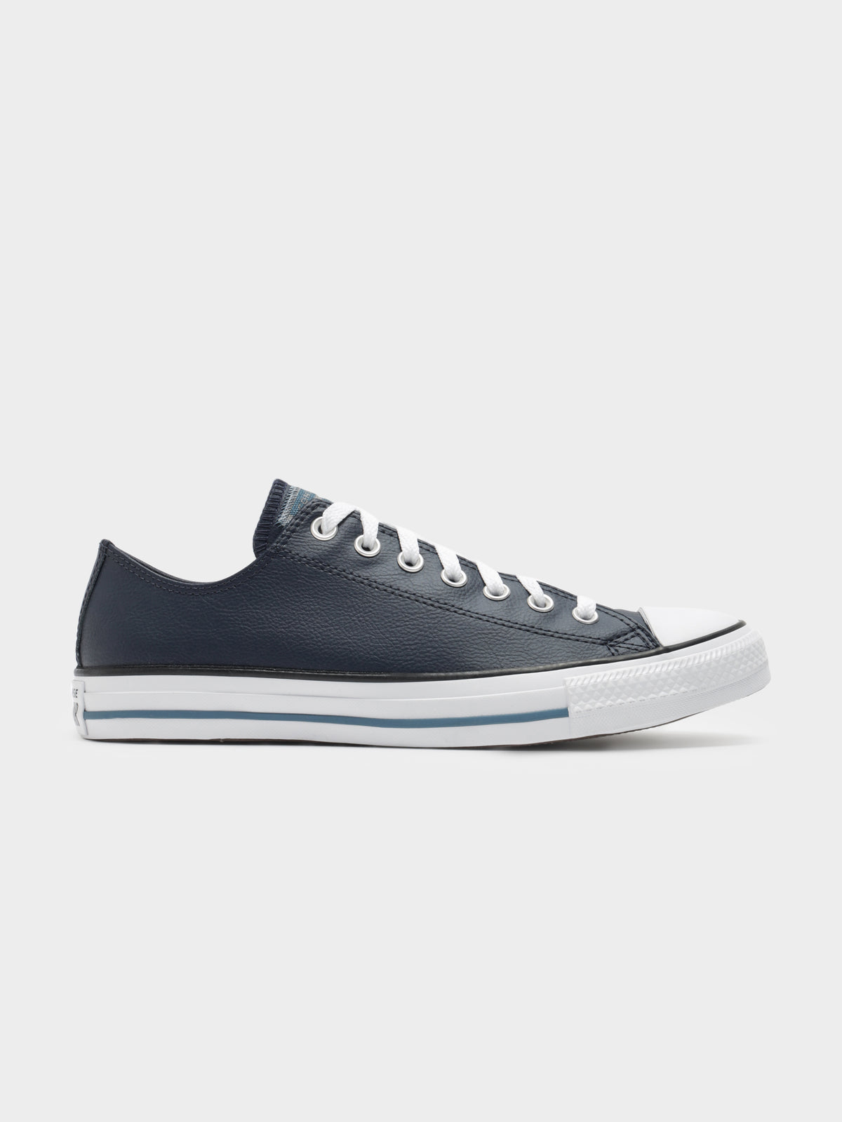 Mens Chuck Taylor All Star Summer Daze Lo Top Sneakers in Obsidian &amp; White