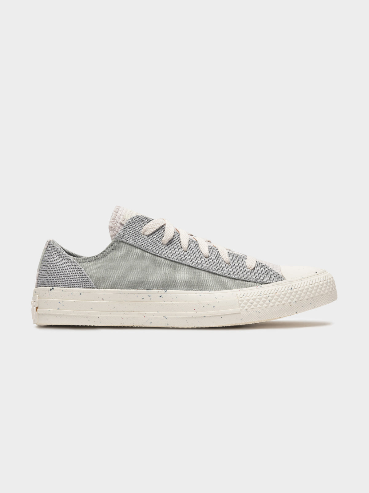 Unisex Chuck Taylor All Star Ox in Grey and Off White