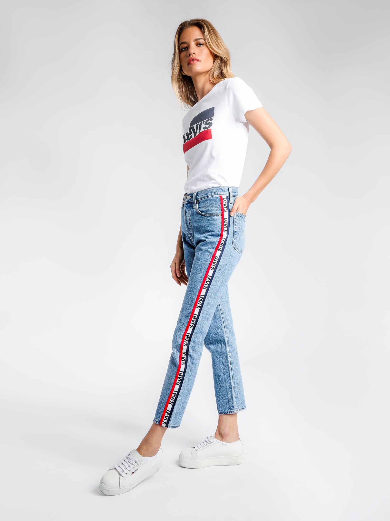 The Perfect Sportswear Logo T-Shirt