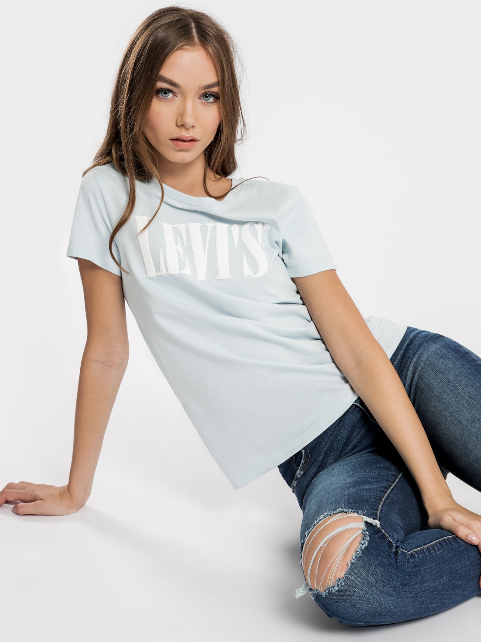 The Perfect 90's T-Shirt