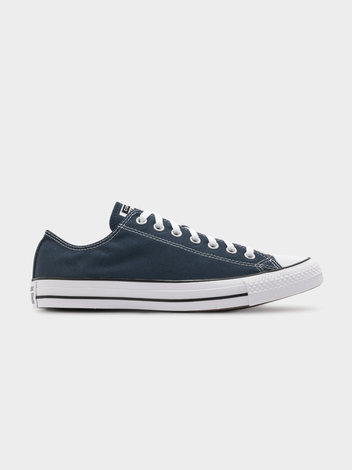 Unisex Converse Chuck Taylor All Star Classic Low Top in Navy