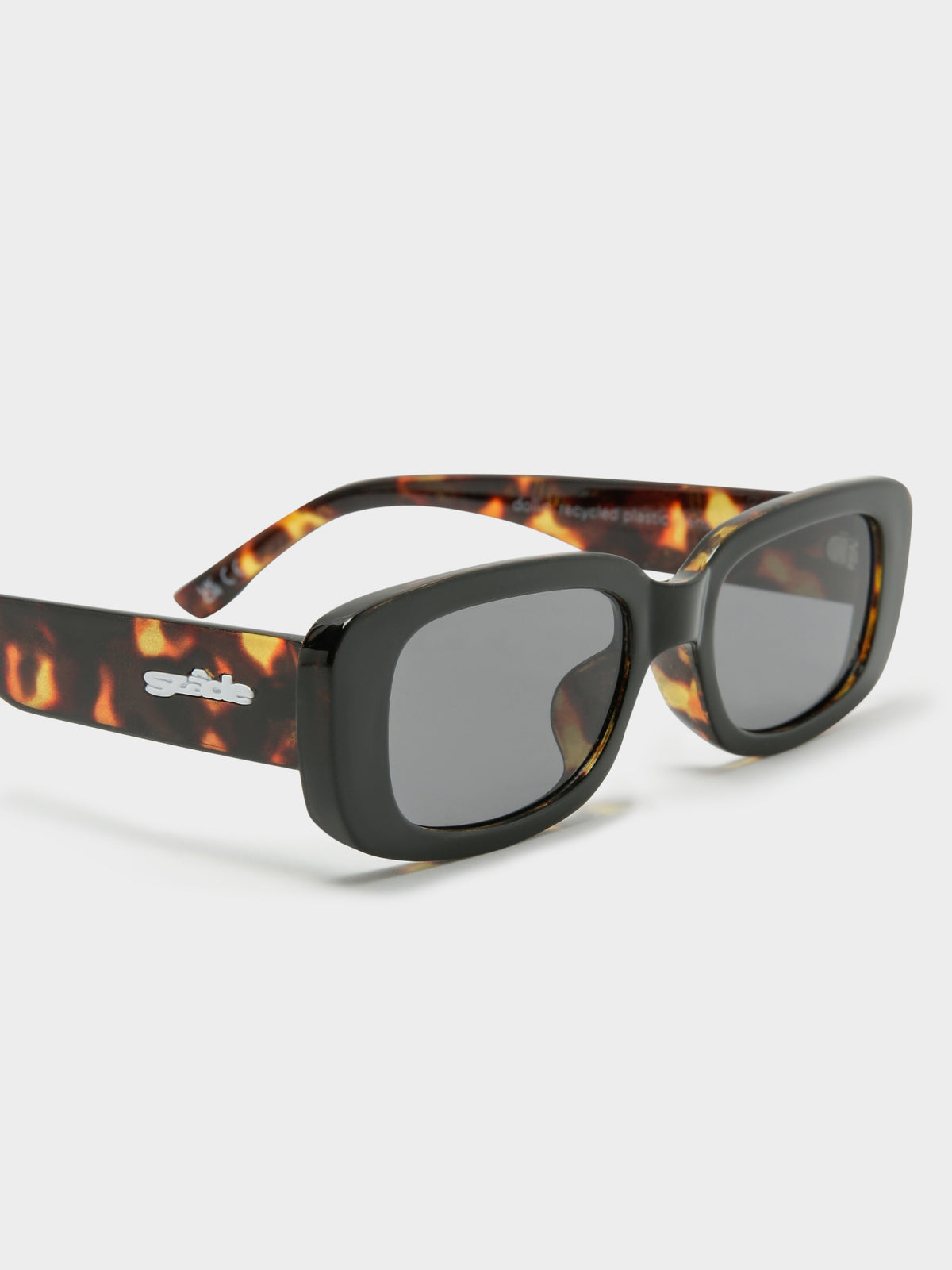Dollin Sunglasses in Elysium Black