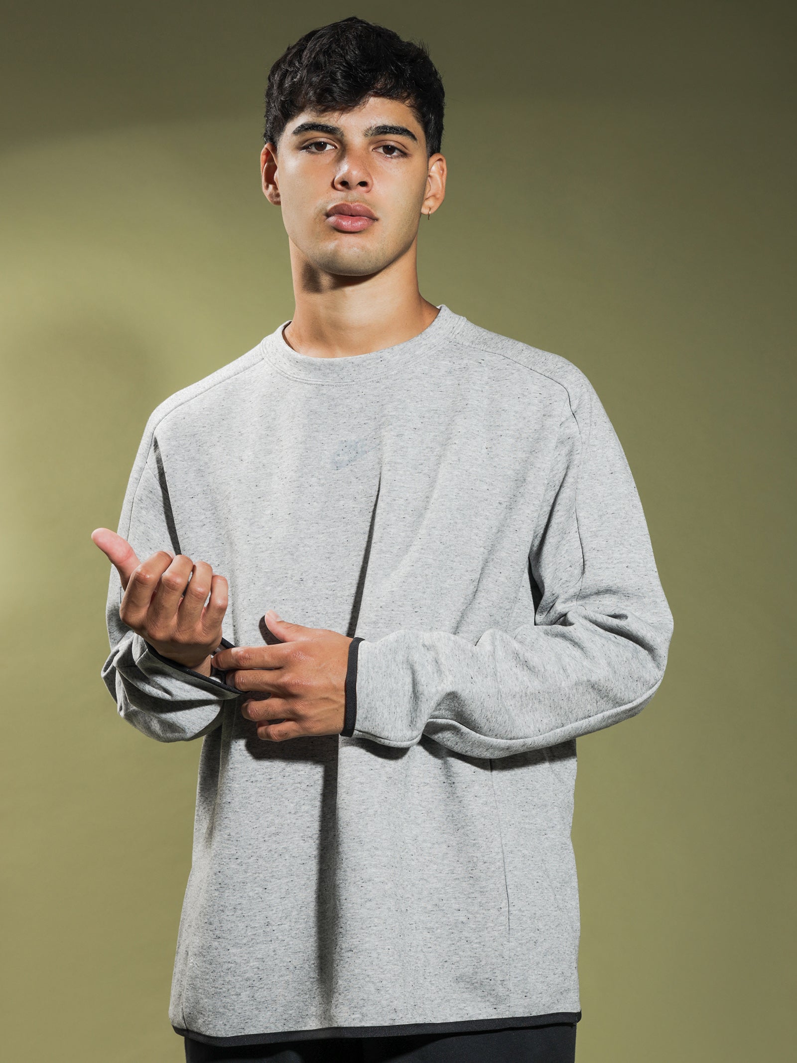 Nike Sportswear Tech Fleece Jumper Grey | Glue Store