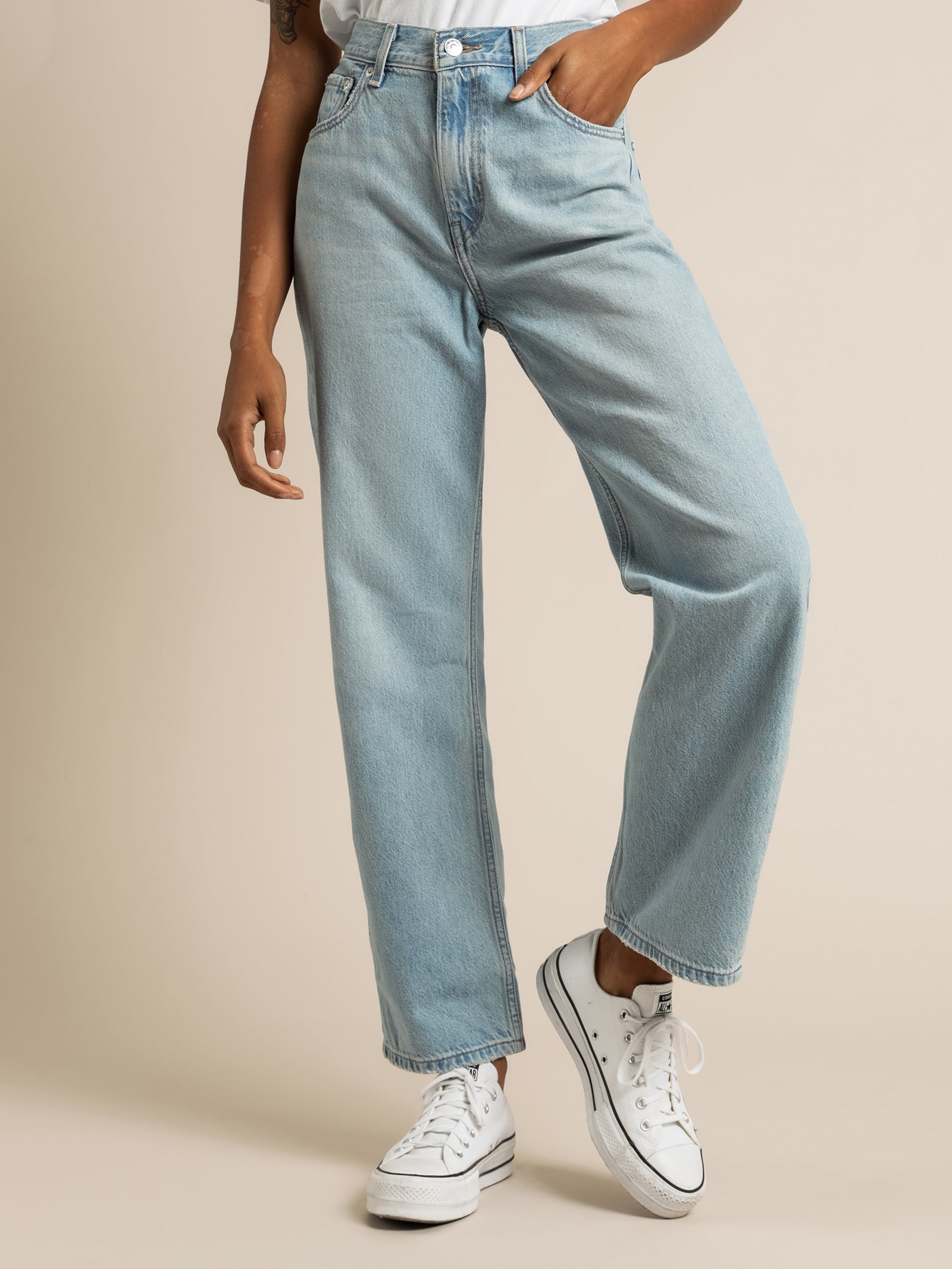 Loose Straight Leg Jeans