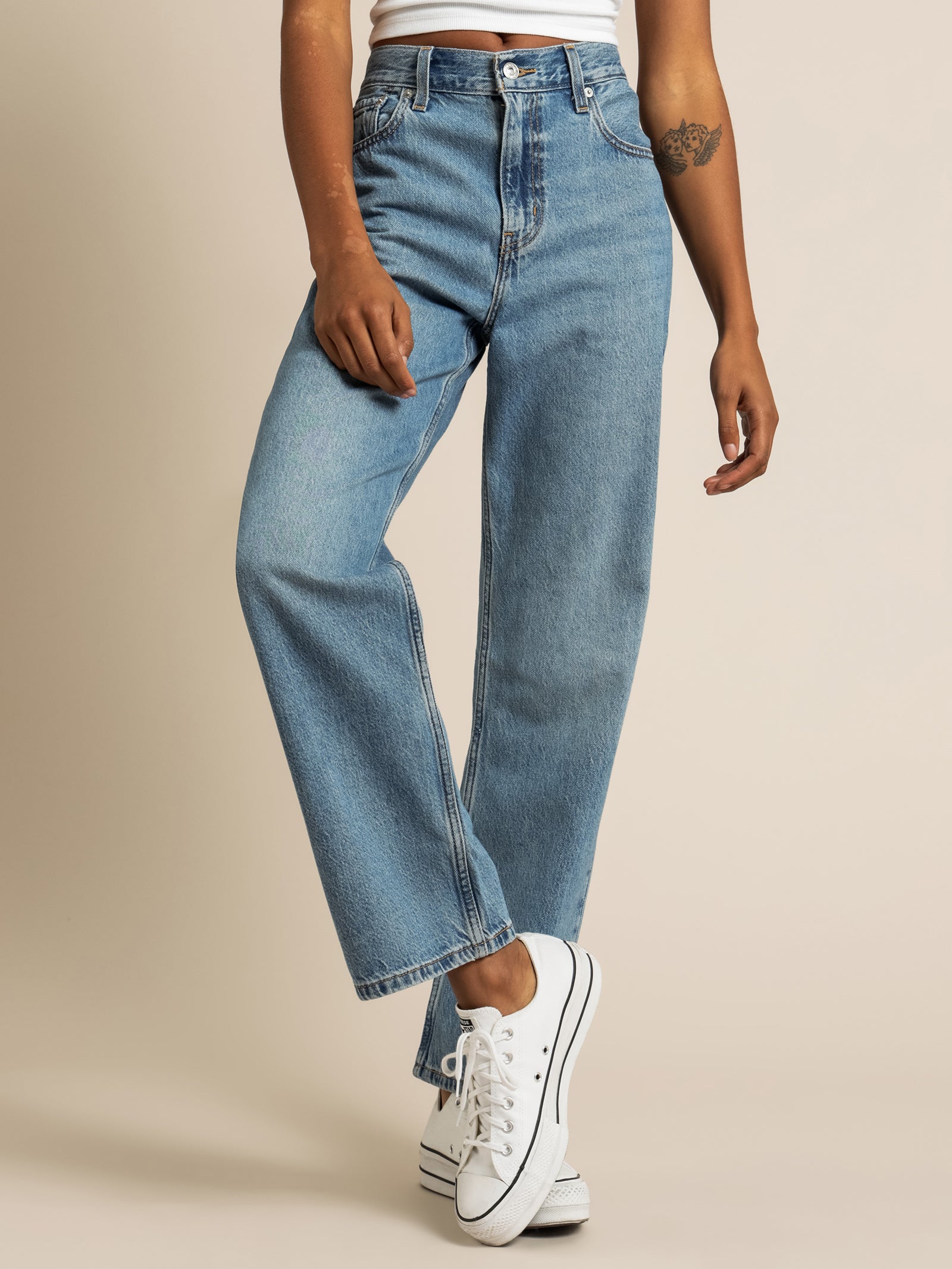 Loose Straight Leg Jeans