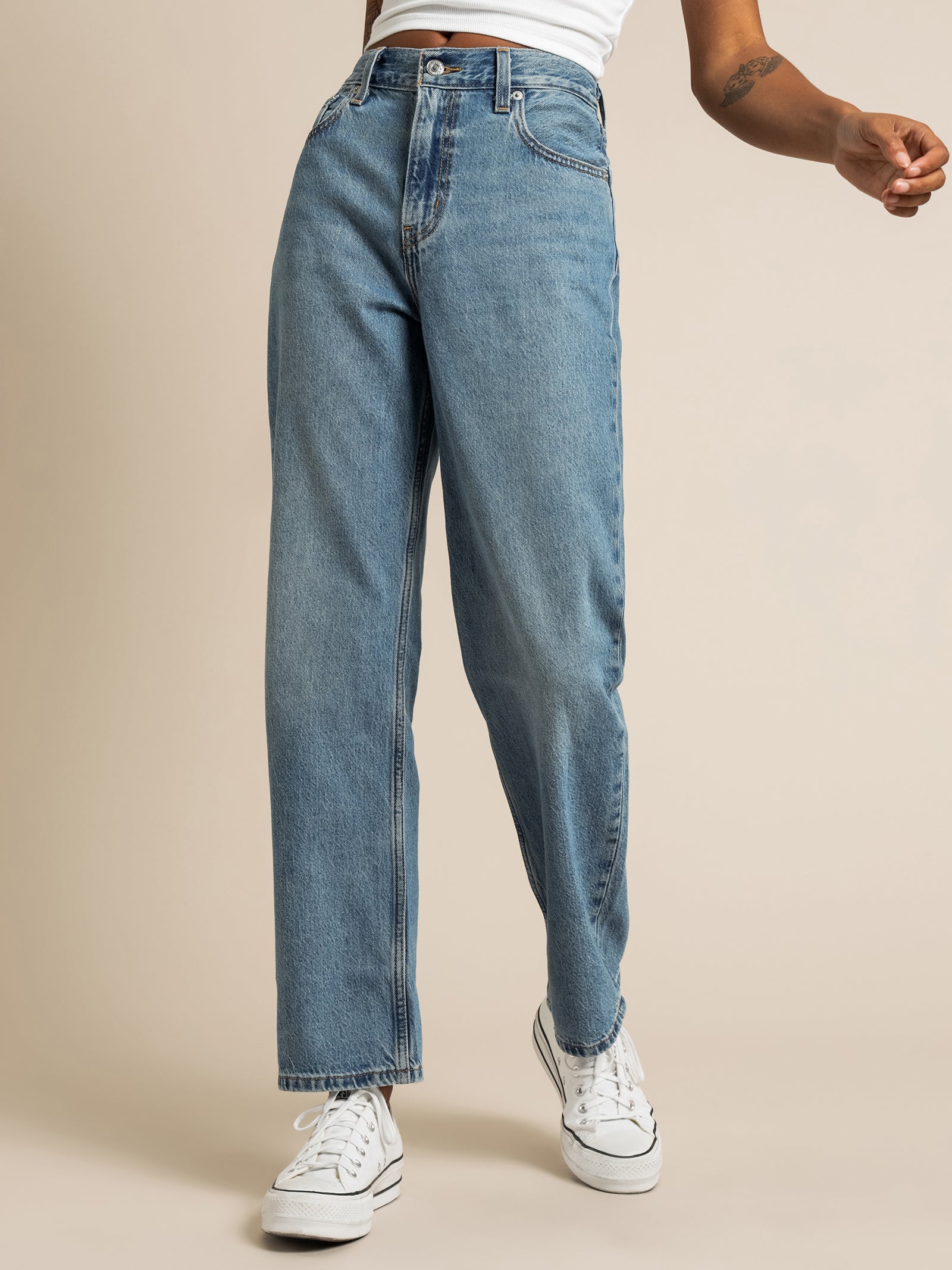 Loose Straight Leg Jeans