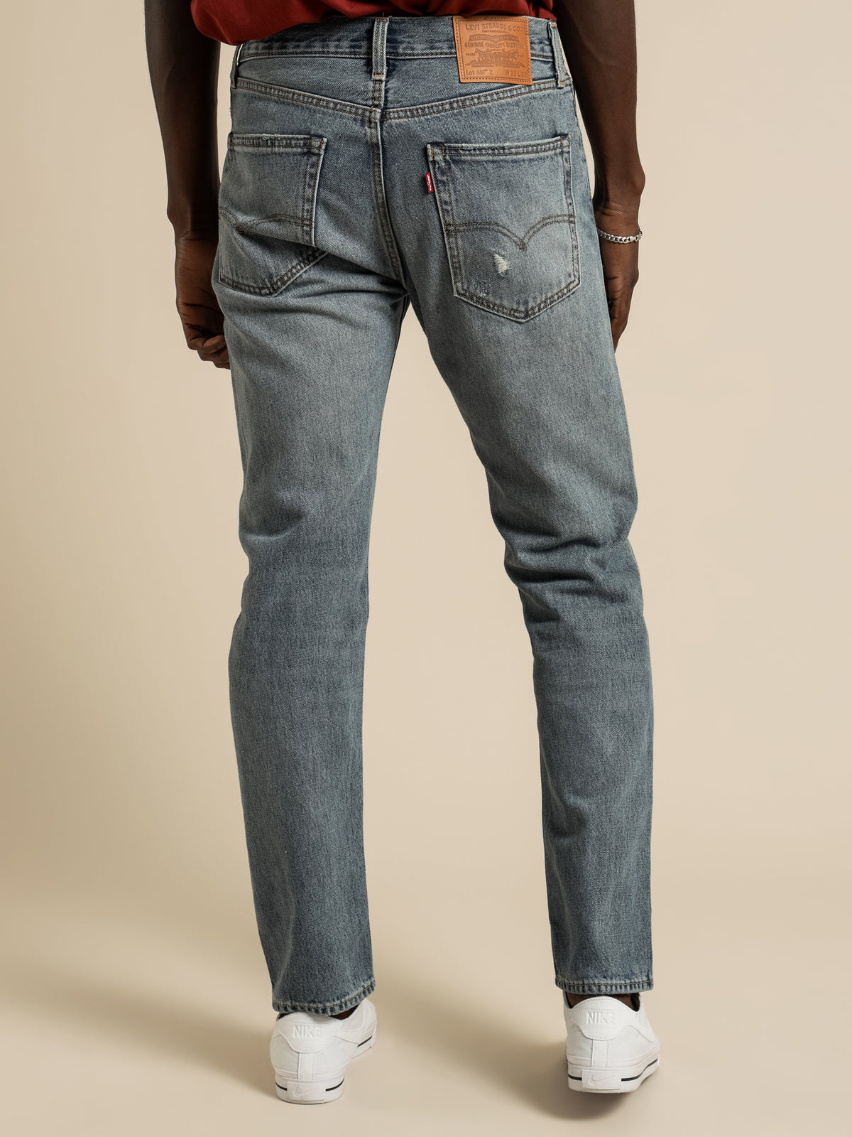 551Z Authentic Straight Leg Jeans in Hula Hooper