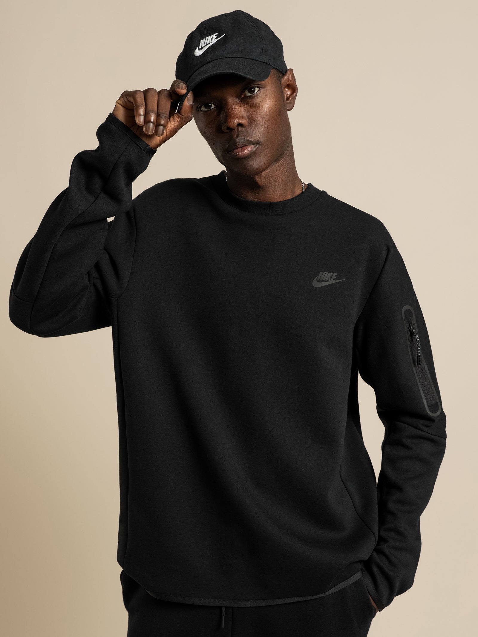 Nike Tech Fleece Crewneck Black Glue Store