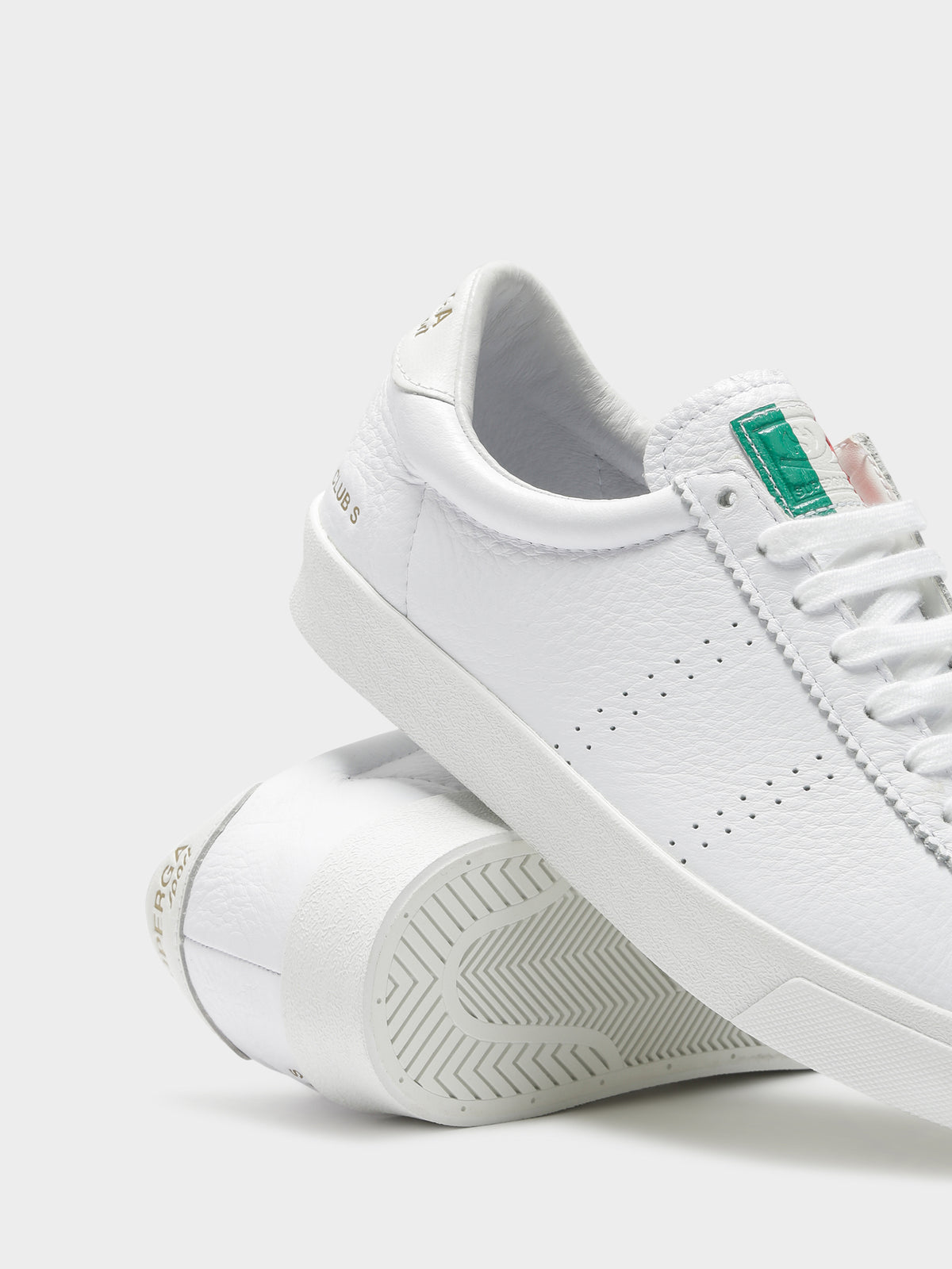 Unisex 2869 Club Comfleau Italia Sneaker in White