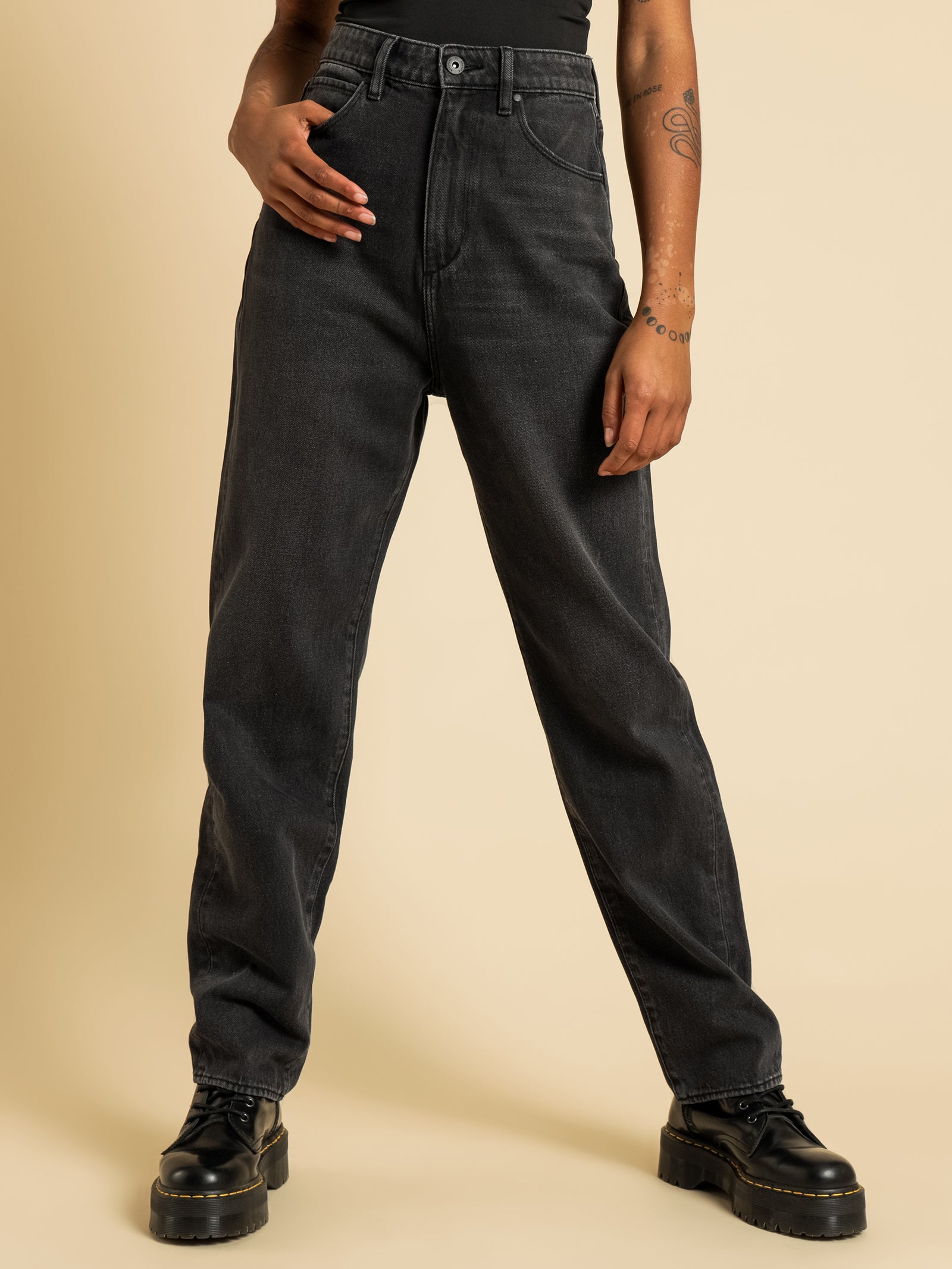 Articles Of Society Hailey Baggy Straight Leg Jeans