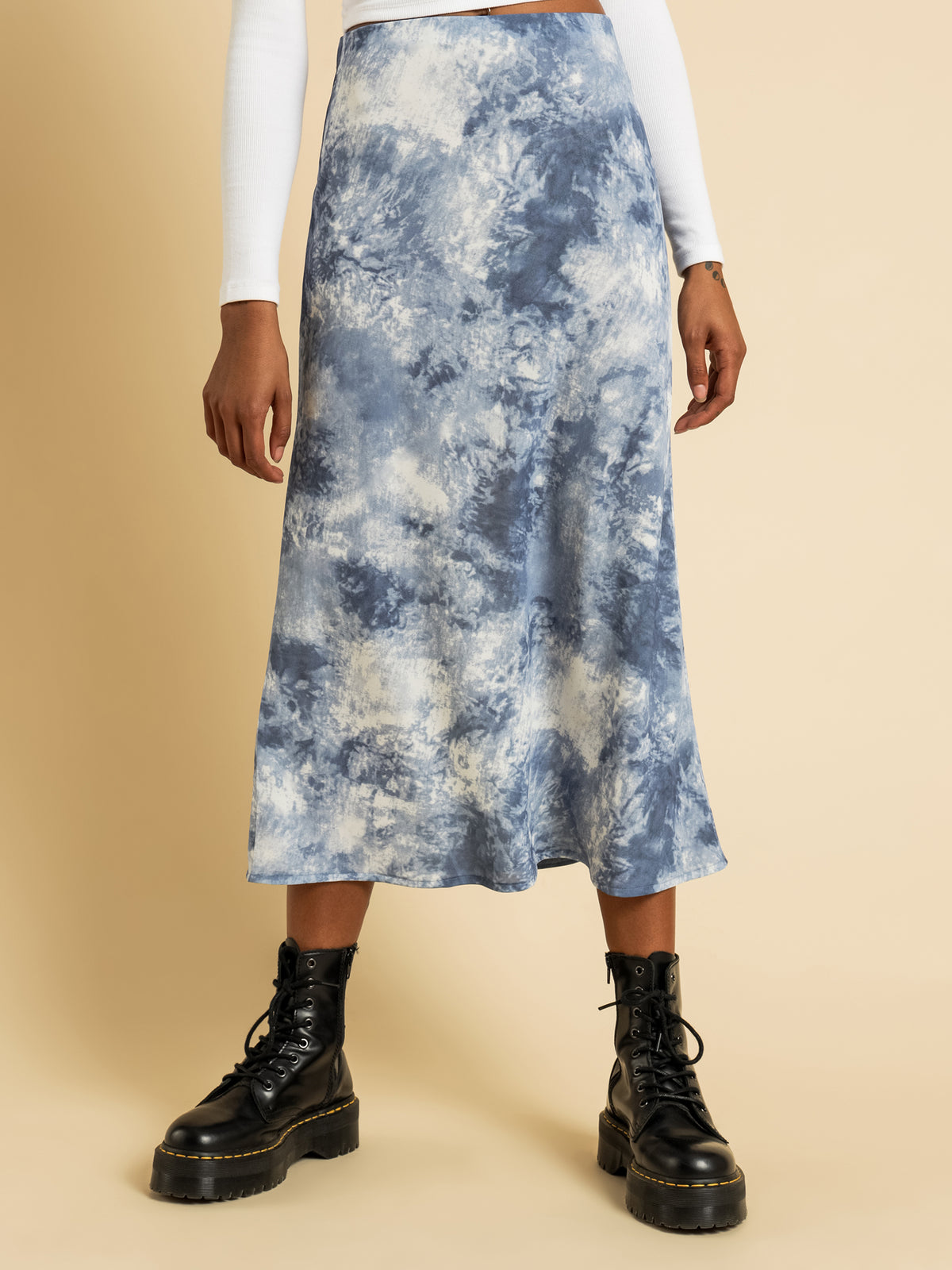 Kayla Tie Dye Midi Skirt in Blue