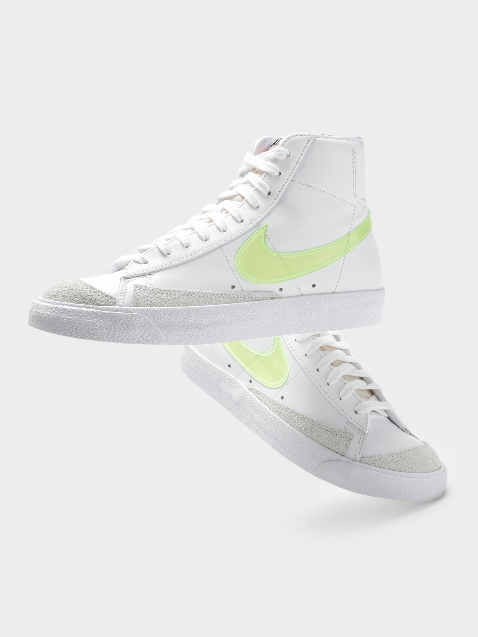 nike blazer mid 77 in store