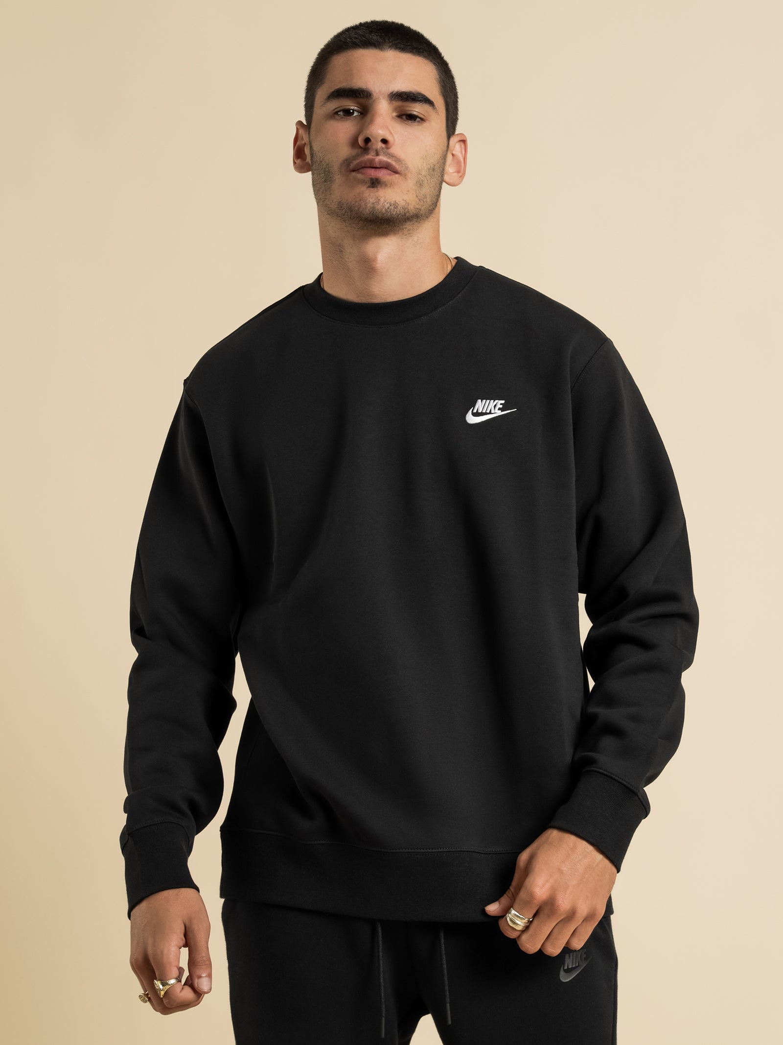 Nike Sportswear Club Crew Sweat Black/White Glue Store