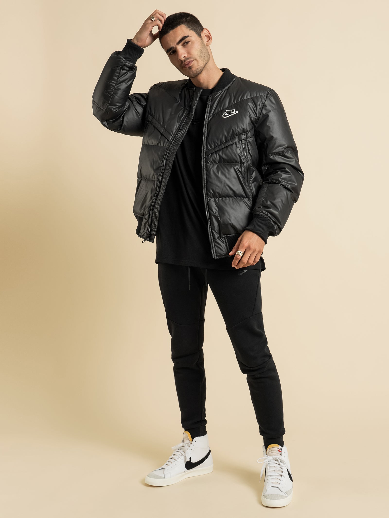Nike NSW Down-fill Windrunner Bomber Black Glue Store
