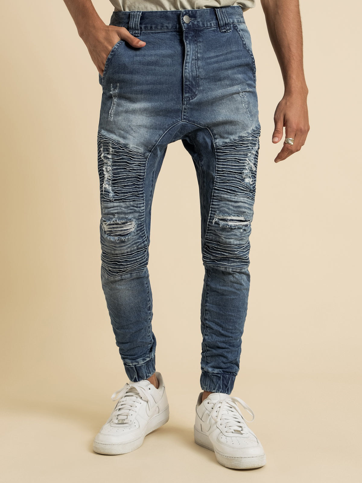 Hellcat Tight Tapered Jeans in Kentucky Blue Denim