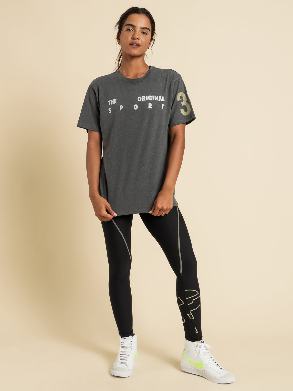 Close Out T-Shirt in Charcoal