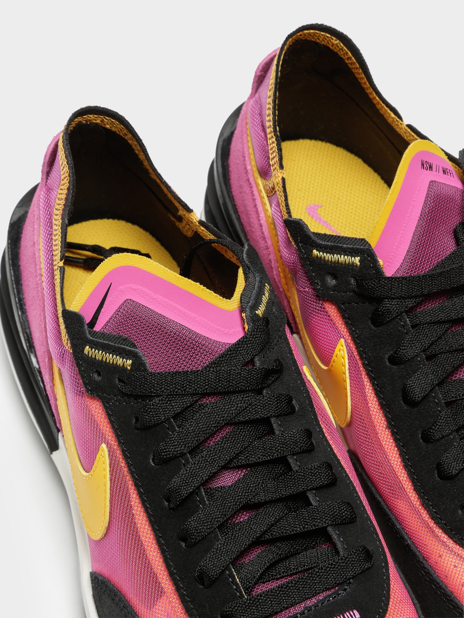 Mens Waffle One Sneakers in Active Fushia & University Gold