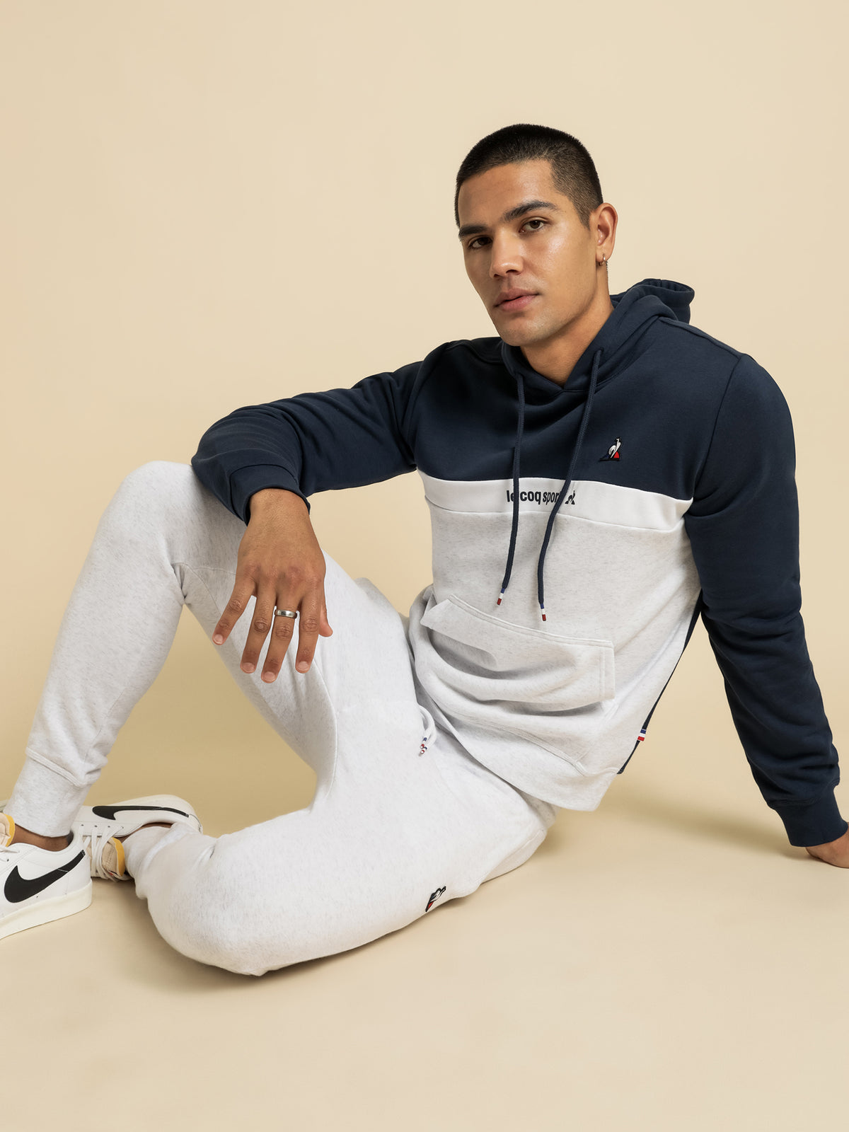 Georges Hooded Sweat in Dress Blue