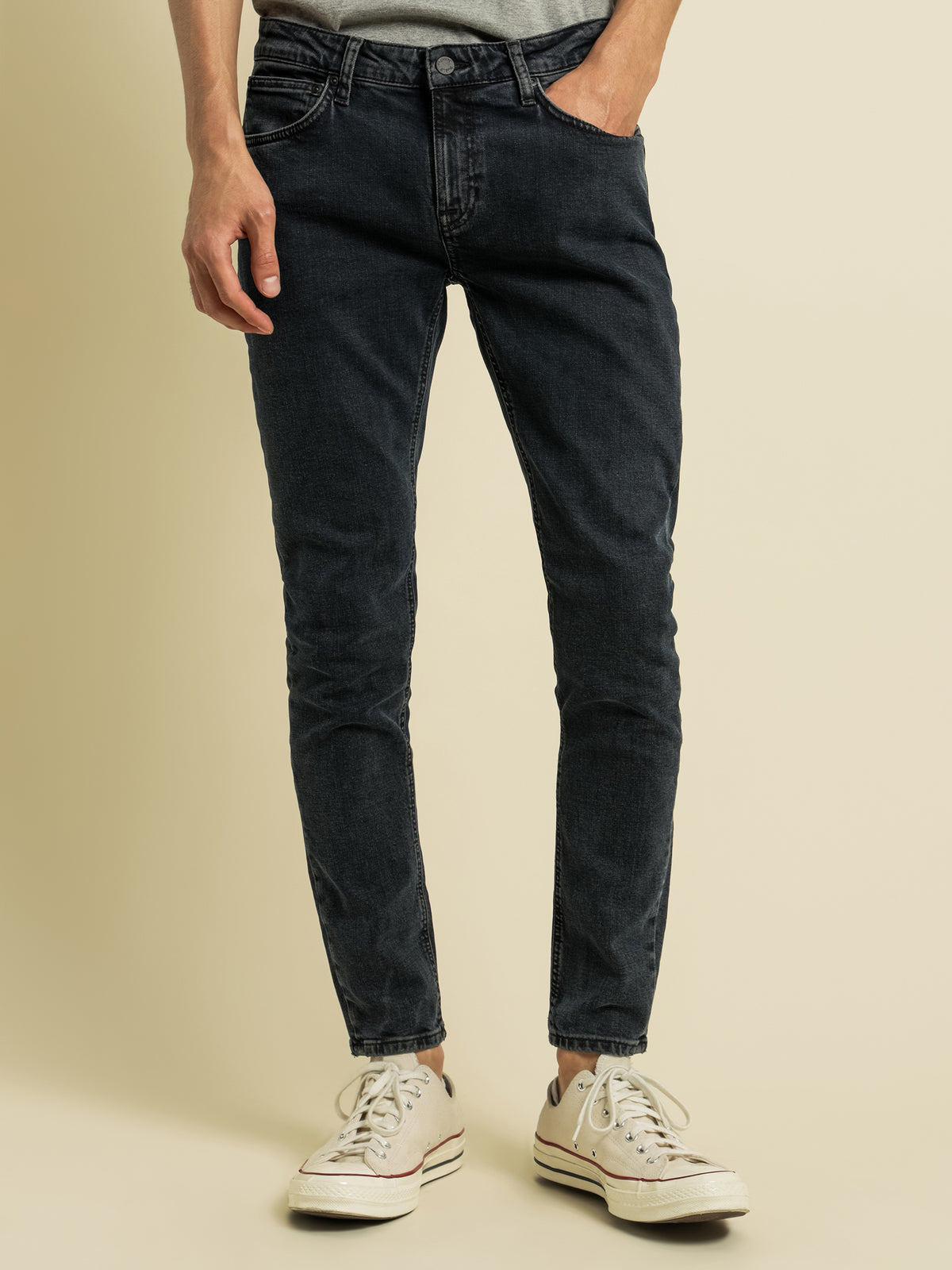 Skinny Lin Denim Jeans in Black Ocean