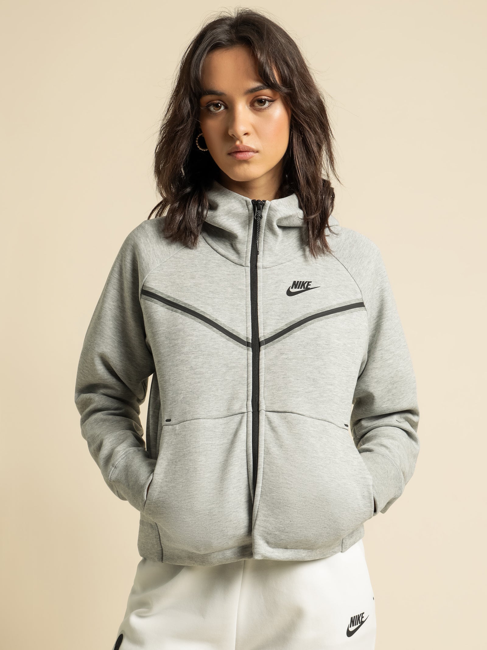 nike jacket women grey