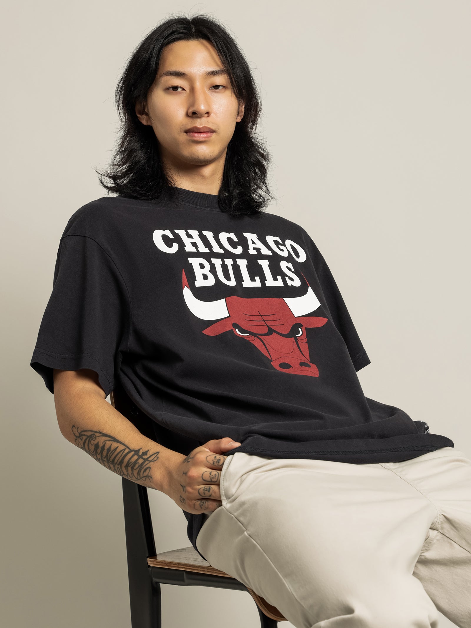 Chicago Bulls T-Shirt in Black - Glue Store