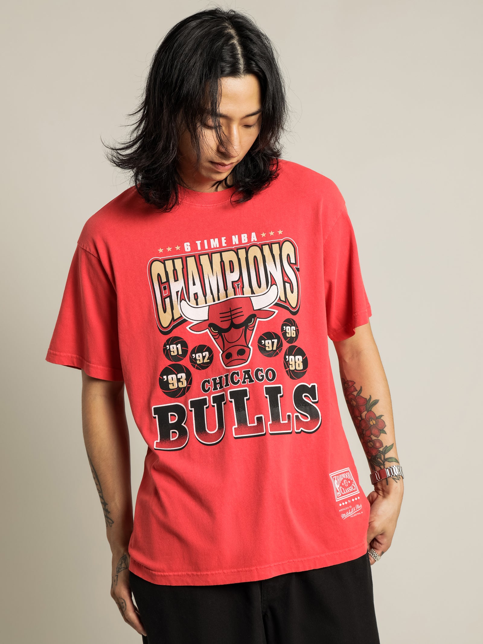 Mitchell Ness Chicago Bulls T-Shirt Red Glue Store - Main Image