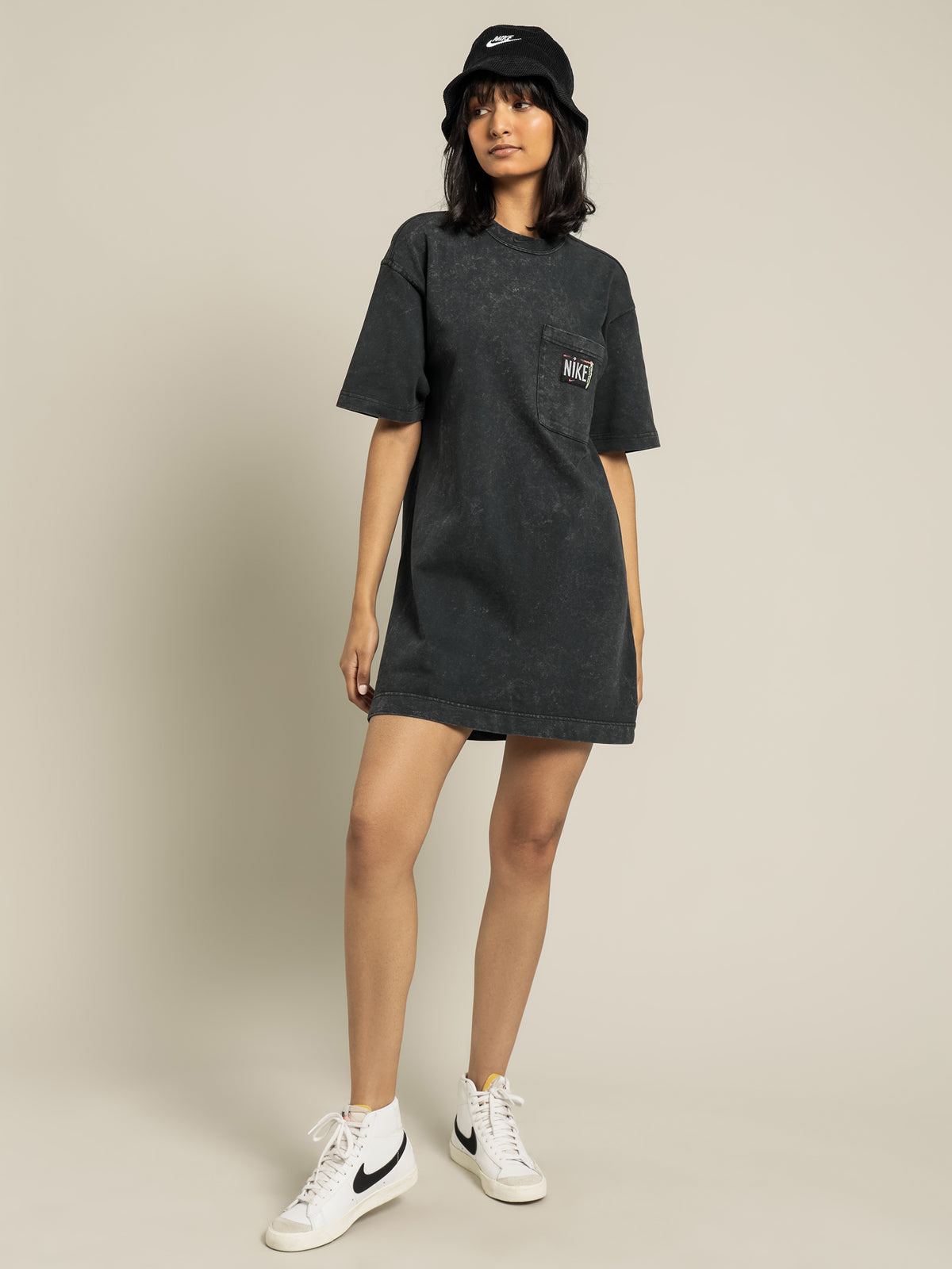 Nike Sportwear T-Shirt Dress Black/Black Nike Sportwear T-Shirt Dress Black/Black