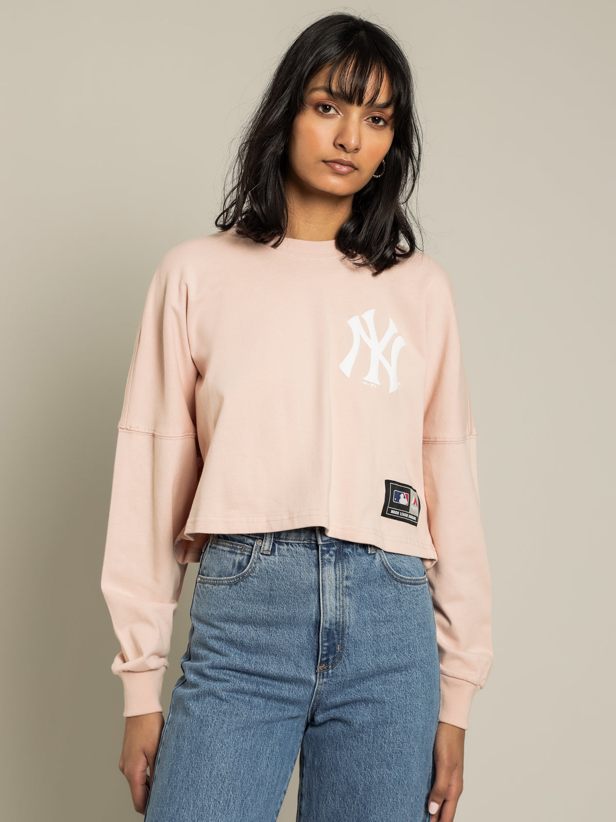 Rando NY Yankees Long Sleeve Crop T-Shirt in Peach