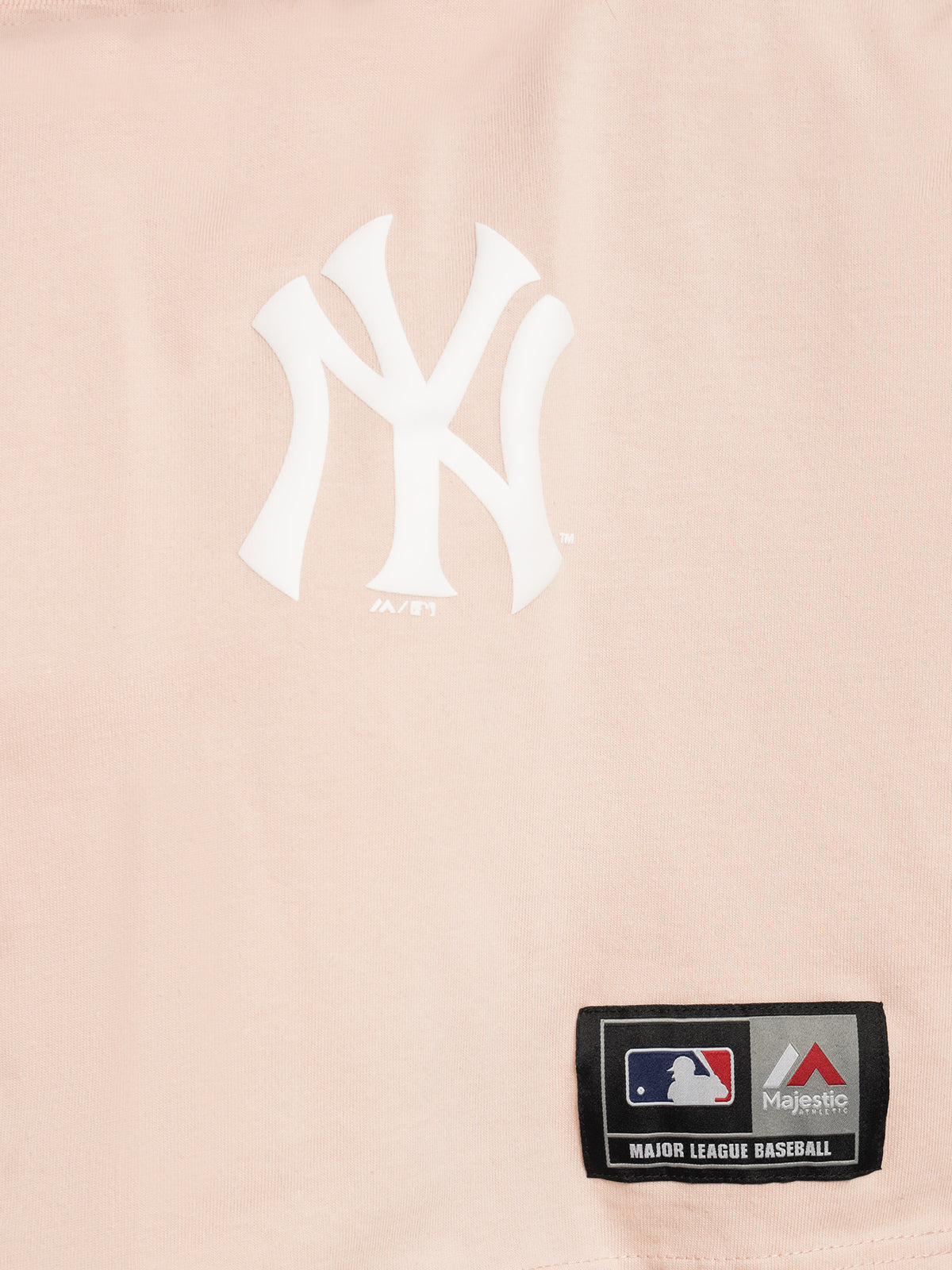 Majestic Rando NY Yankees Long Sleeve Crop T-Shirt | Peach