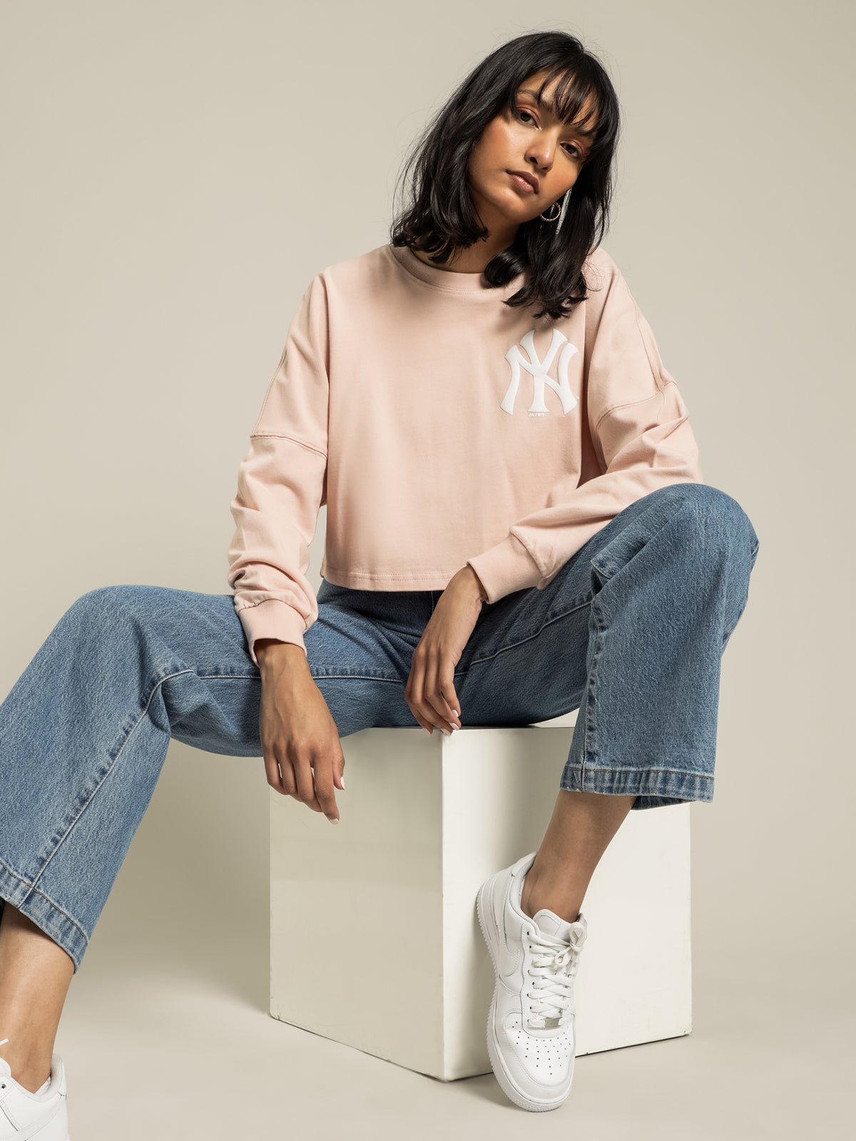 Majestic Rando NY Yankees Long Sleeve Crop T-Shirt | Peach