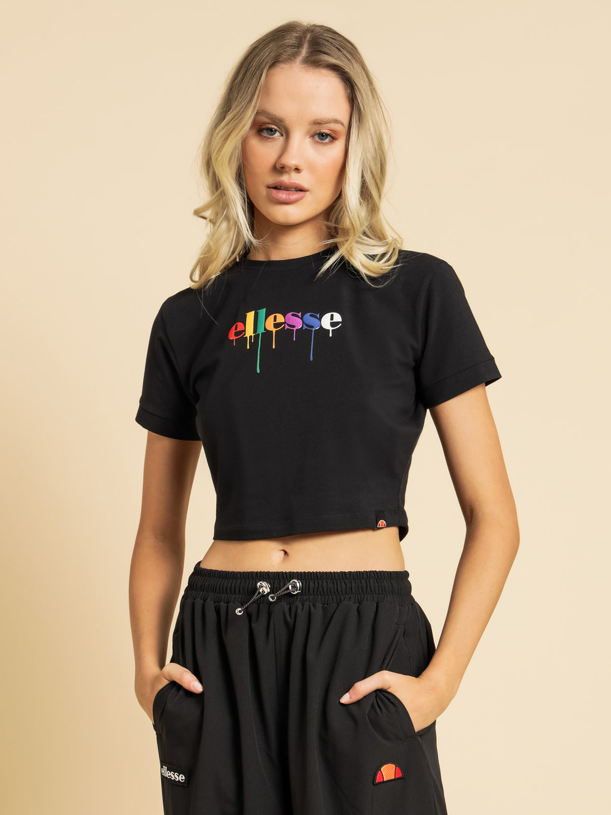 Romanica Cropped T-Shirt in Black