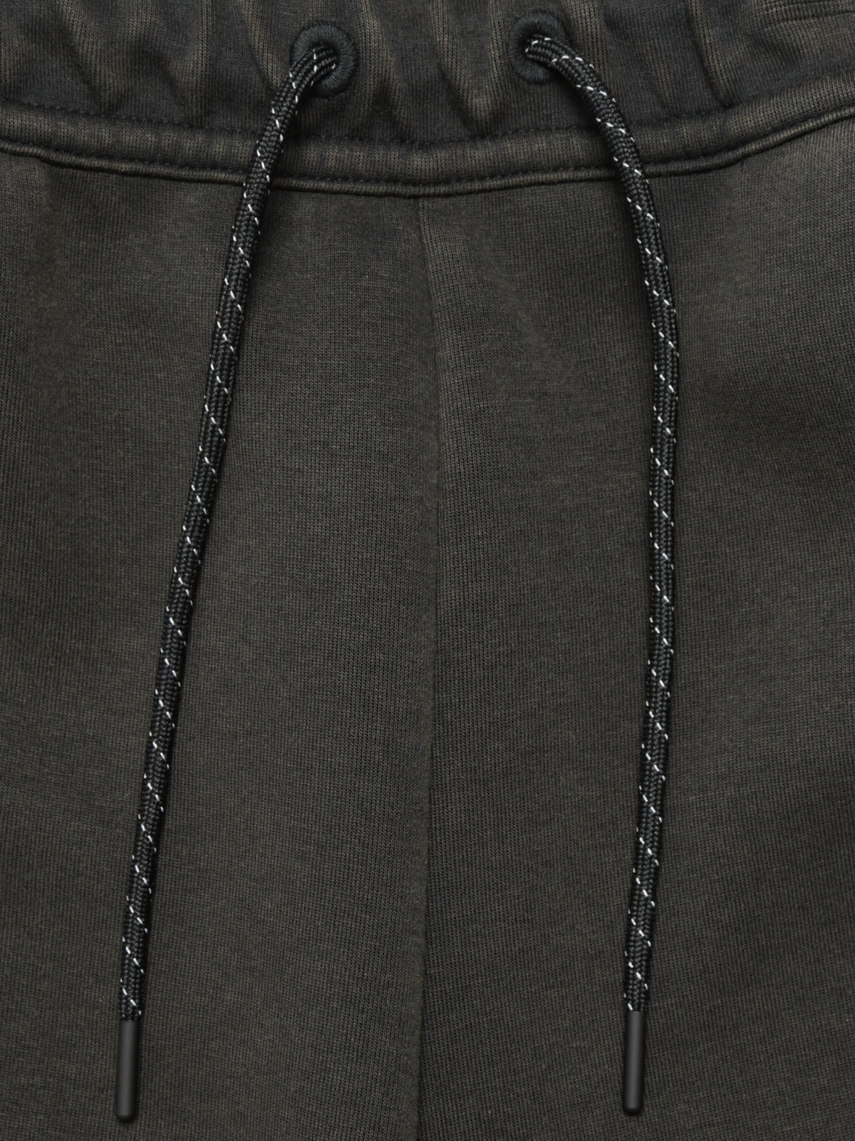 Sportswear Tech Fleece Jogger in Washed Black