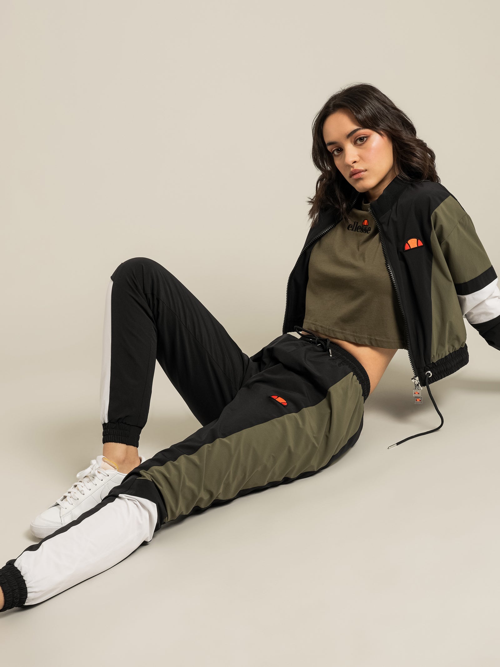 Ellesse APERIO - Pantaloni cargo - black/nero Ellesse APERIO - Pantaloni cargo - black/nero