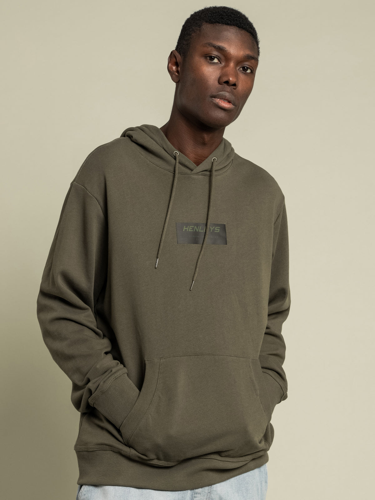 Quiver Hooded Sweater in Army